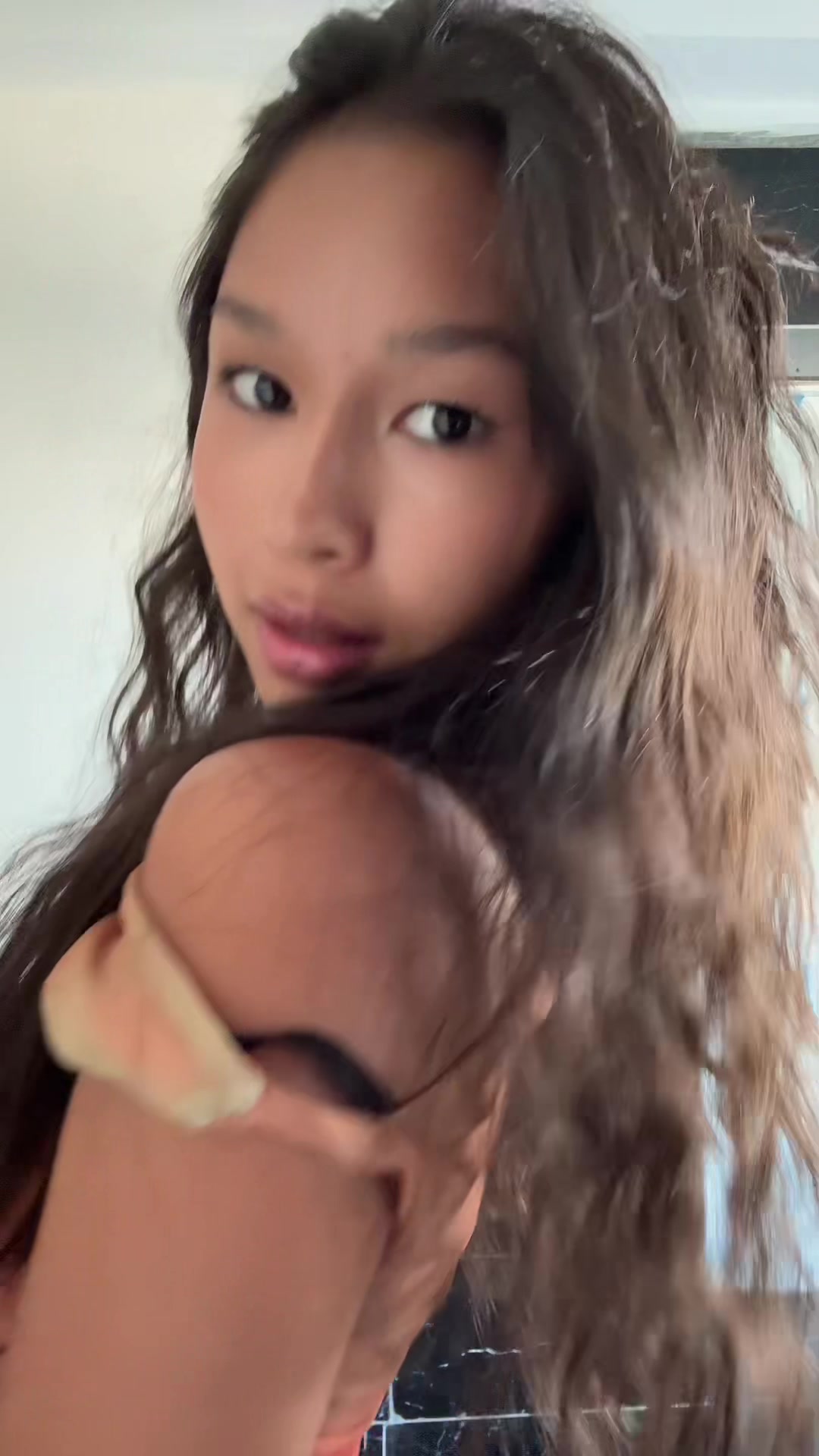 @daniyaa_