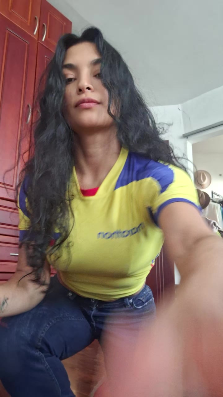 @Ana Cecibel González