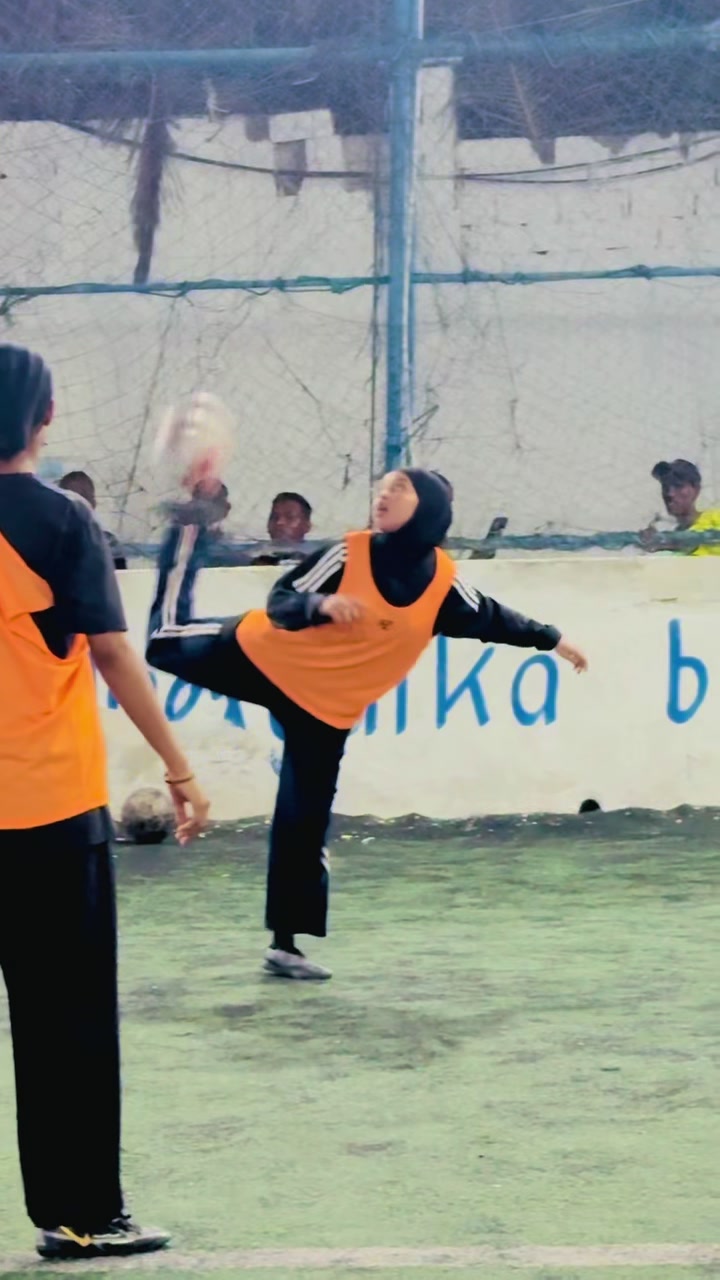 @HORSEED WOMANS FOOTBALL CLUP