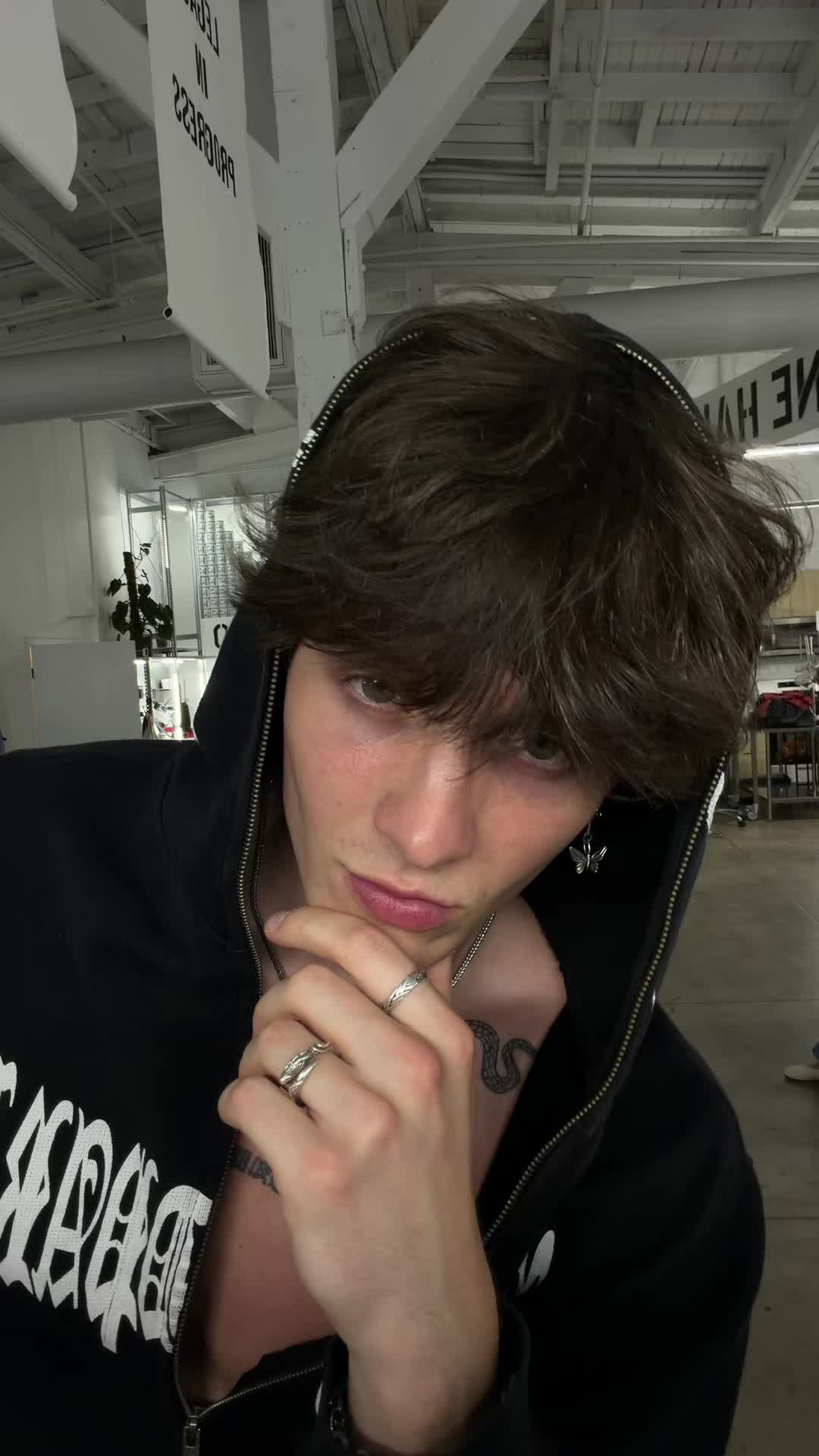 @Alyster