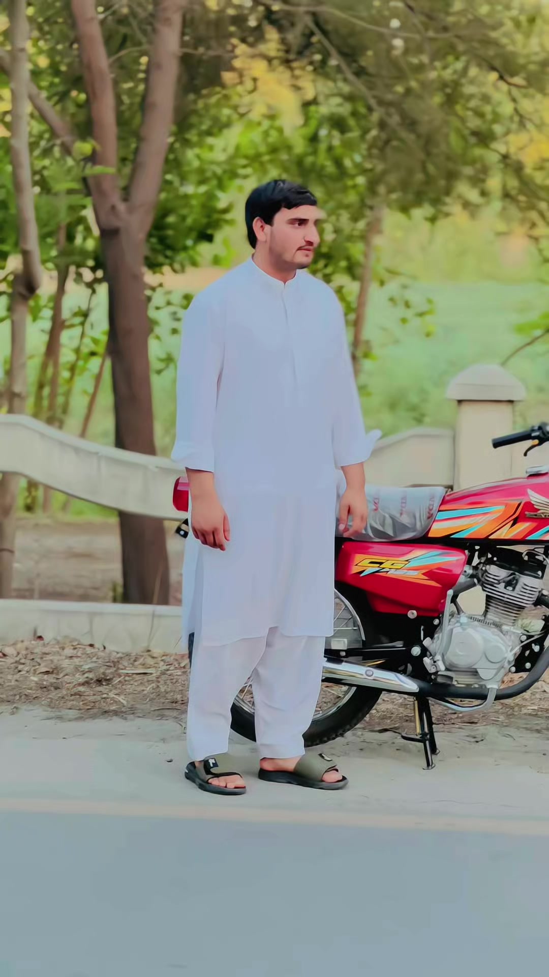 @آفریدی 🦅