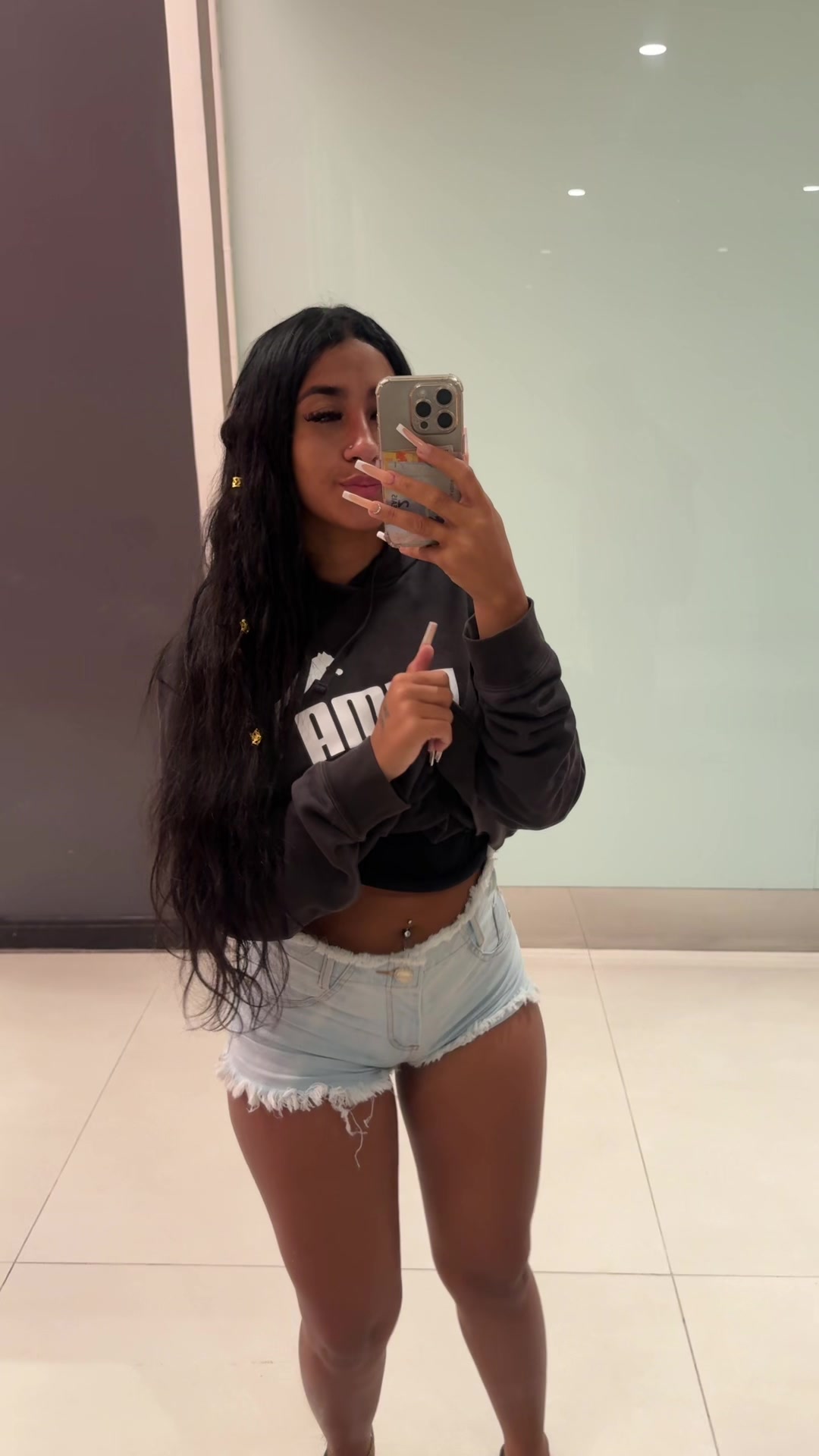 @rebequinha
