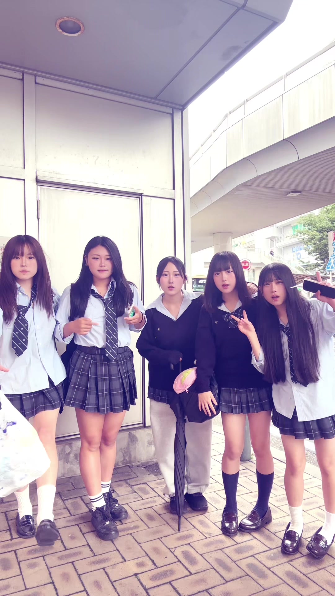 @ゆり