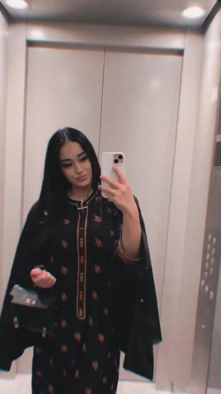 @𝒜.