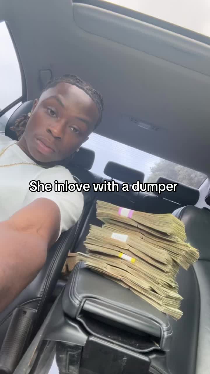 @HersheySyrupMere🍫
