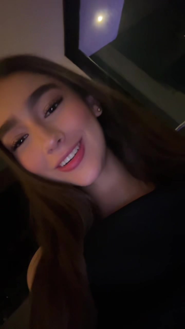 @valecastrro2