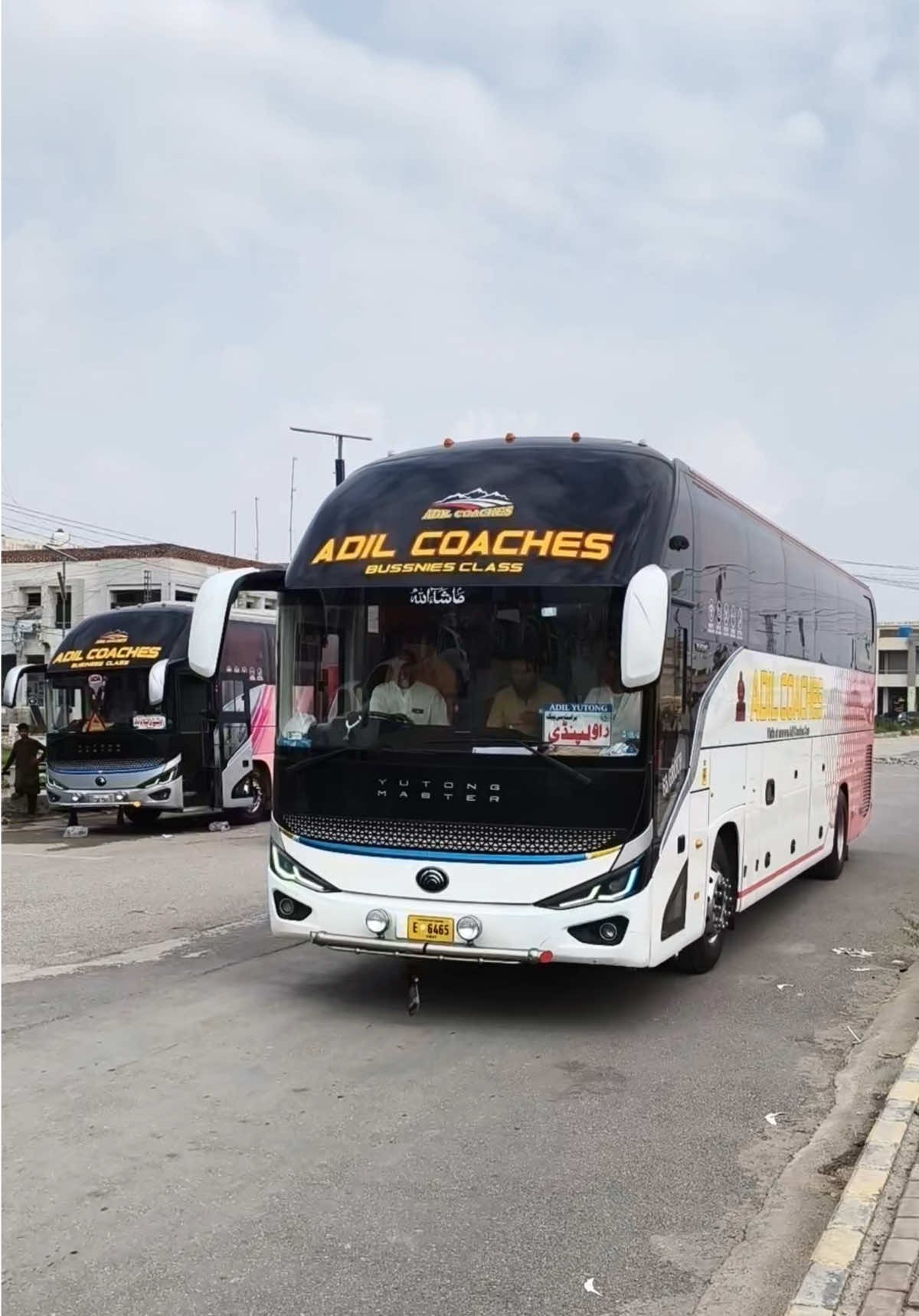 @ADIL COACHES ✅