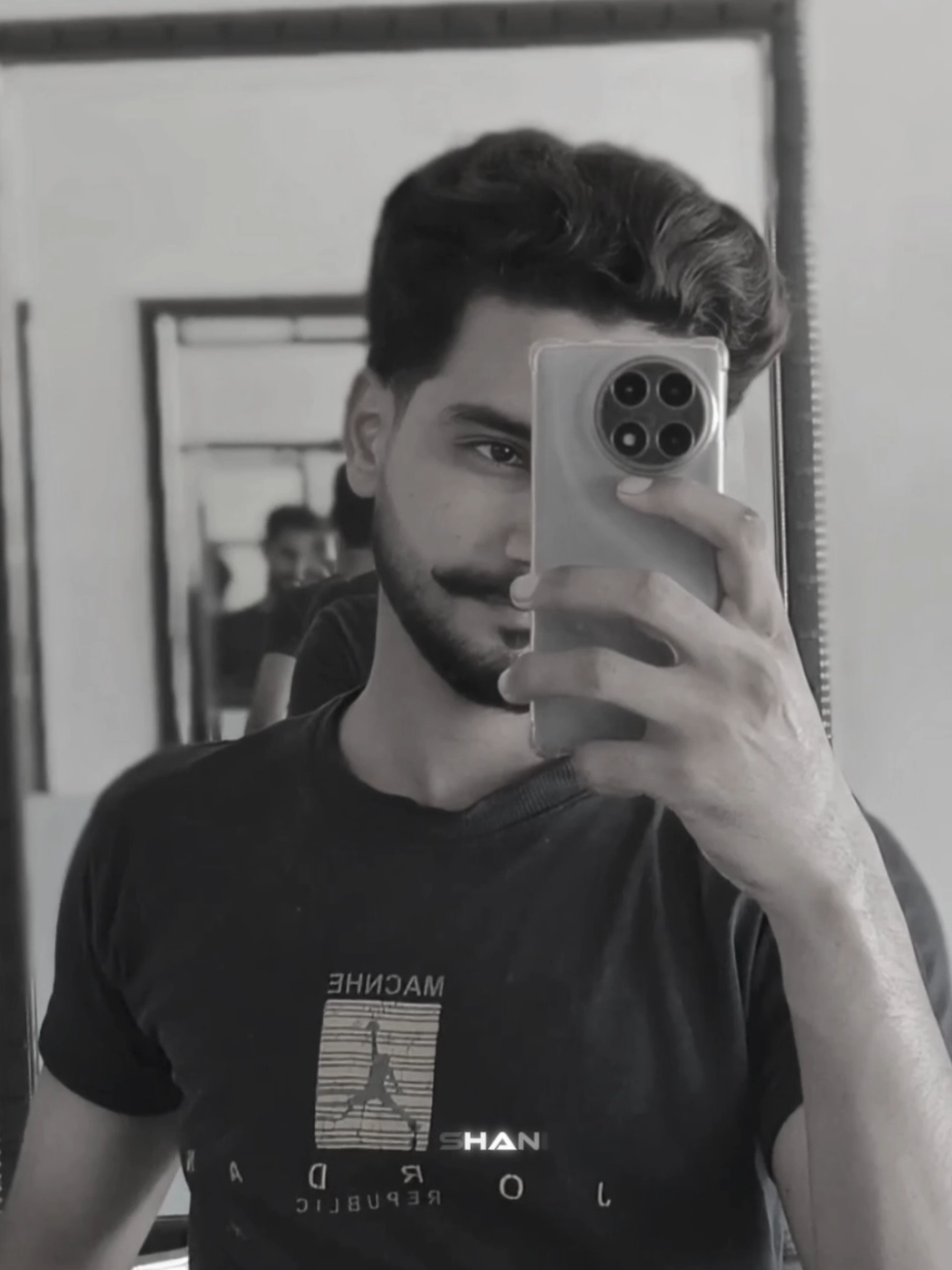 @𝗦𝗵𝗮𝗻𝗶 🚩