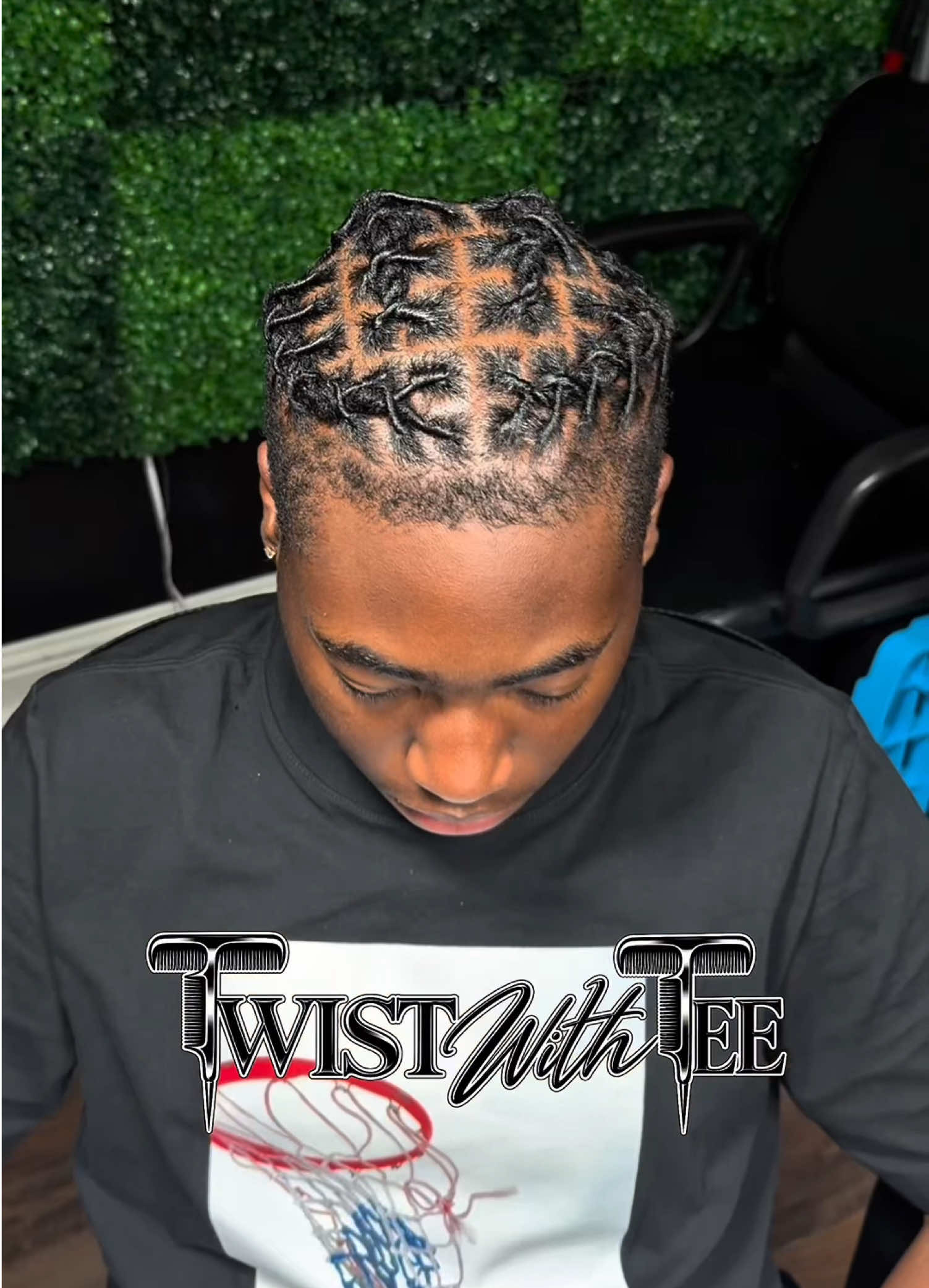 @Twist With Tee