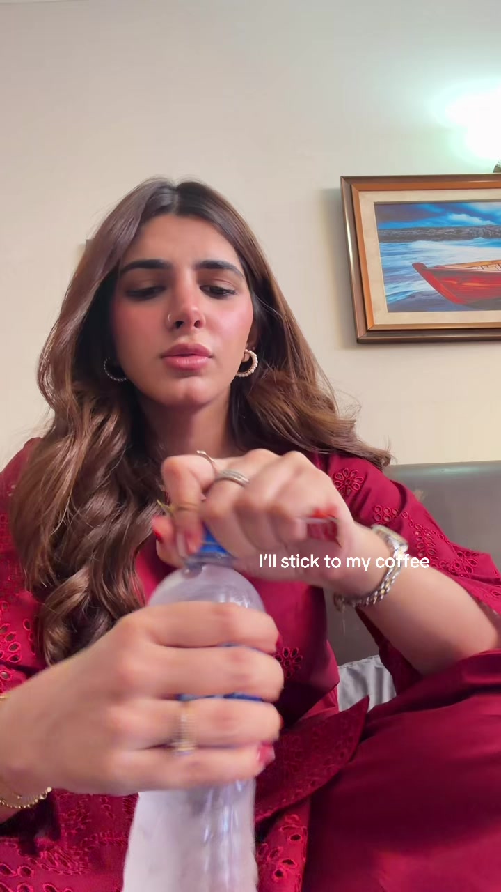 @Veeni