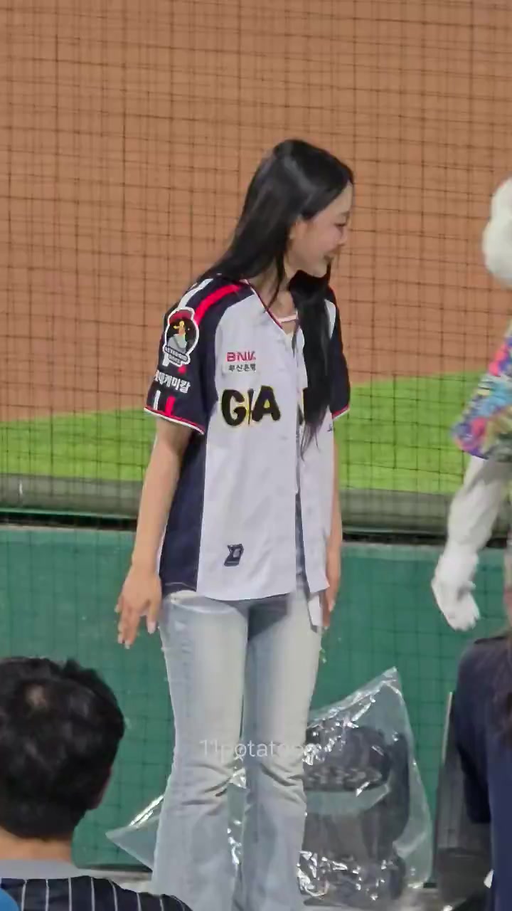 @LOOΠΔ