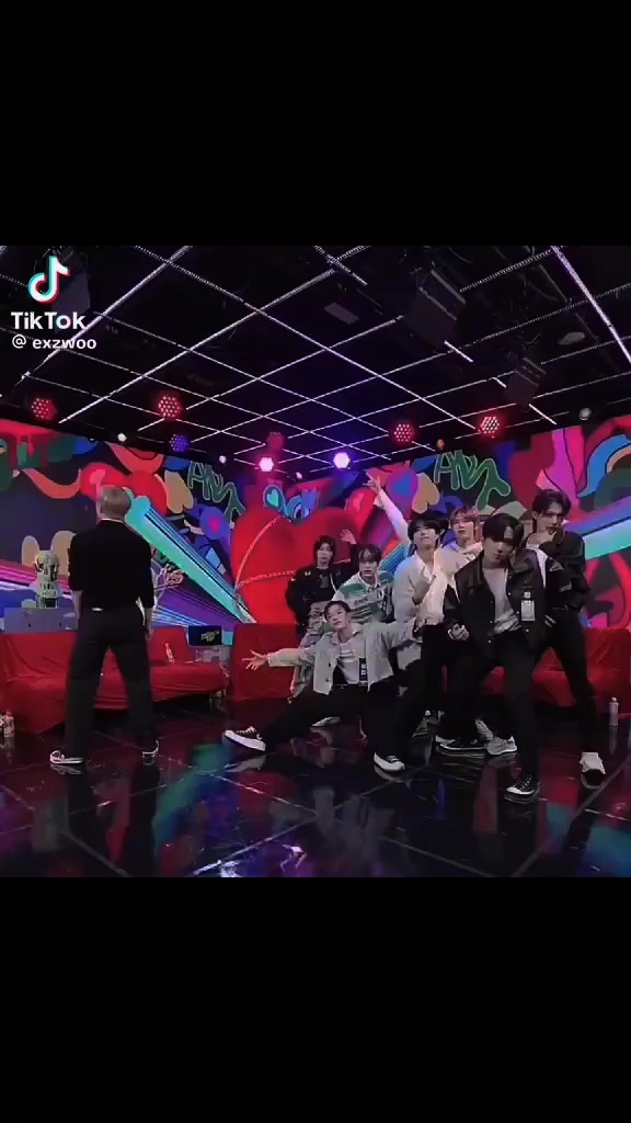 @๋ ์ผ_skz๐จ๐ฆ๐ท๐ช๐ซ๐ท๐ญ๐น๐ฐ๐ท