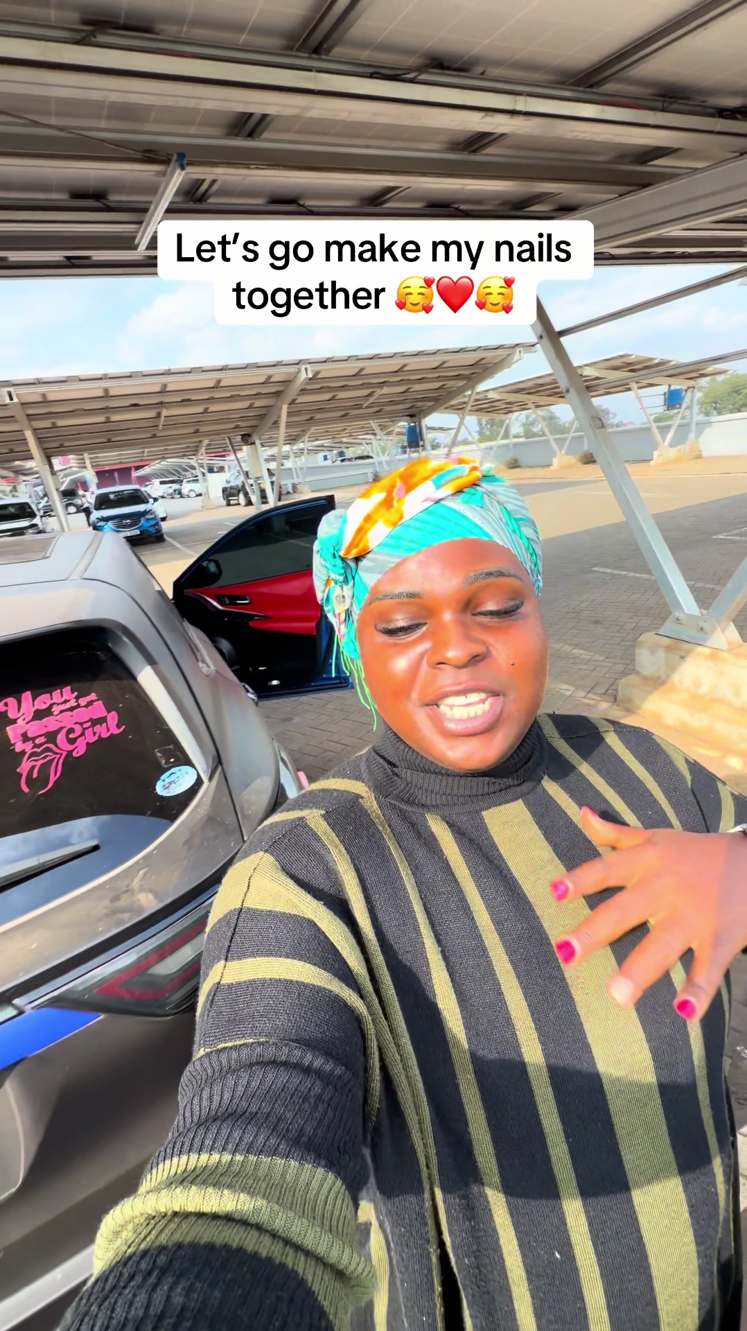 @👑OFFICIALKINUTHIA 👑
