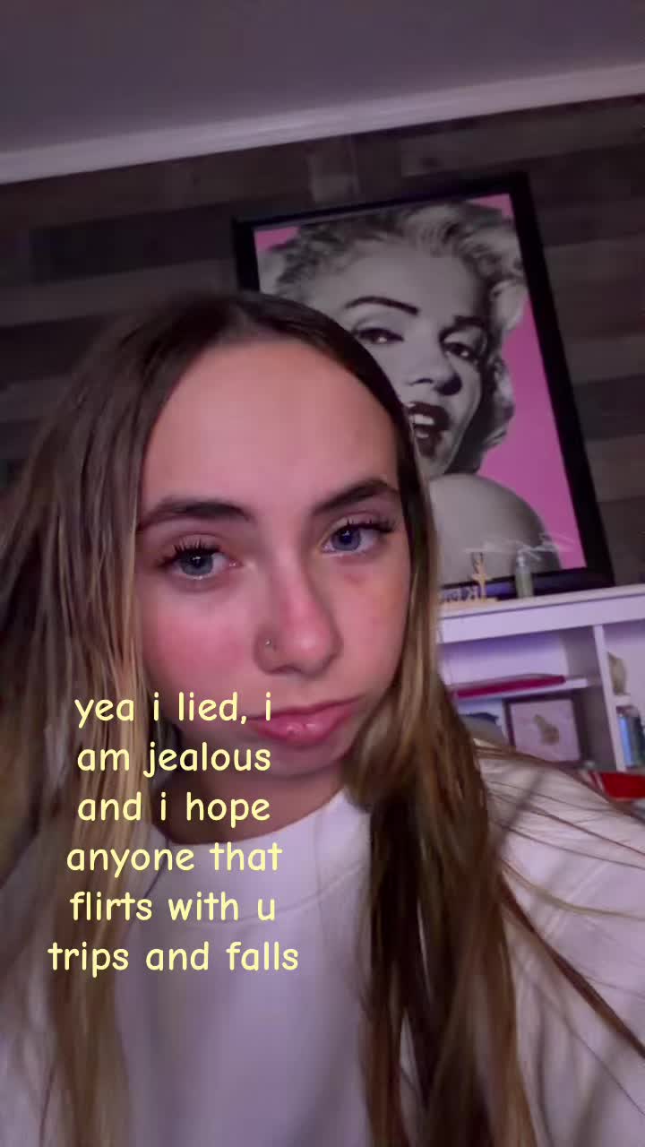 @???