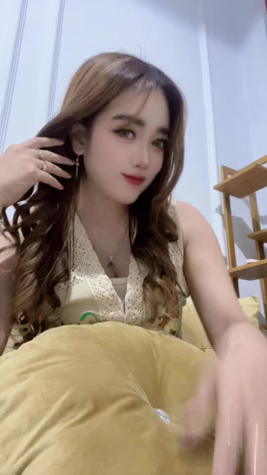 @pinky28_Gioviyan