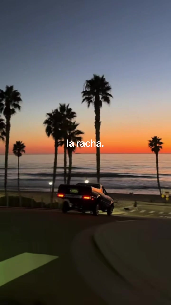 @🥳