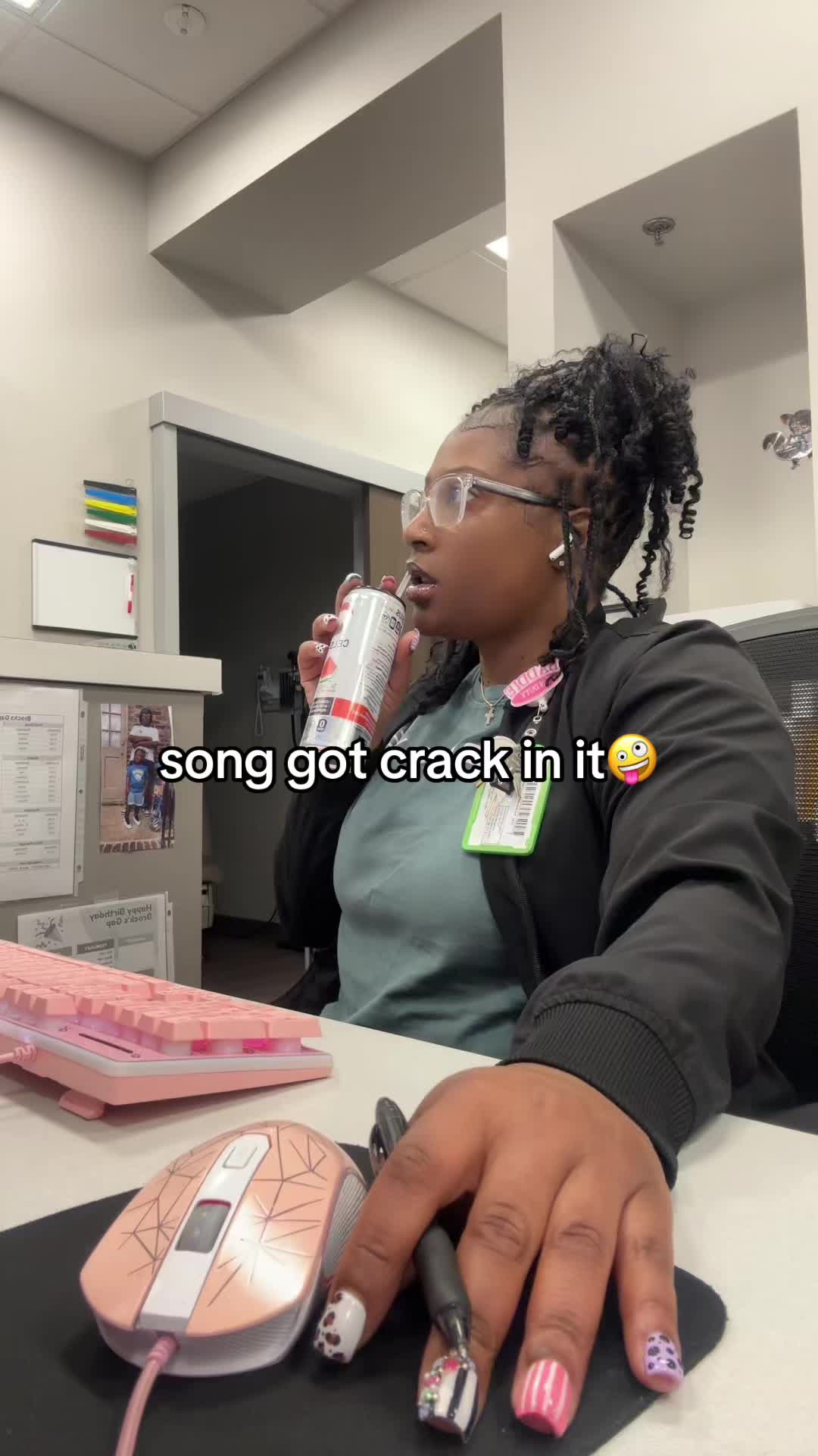 @Brit ⚡️
