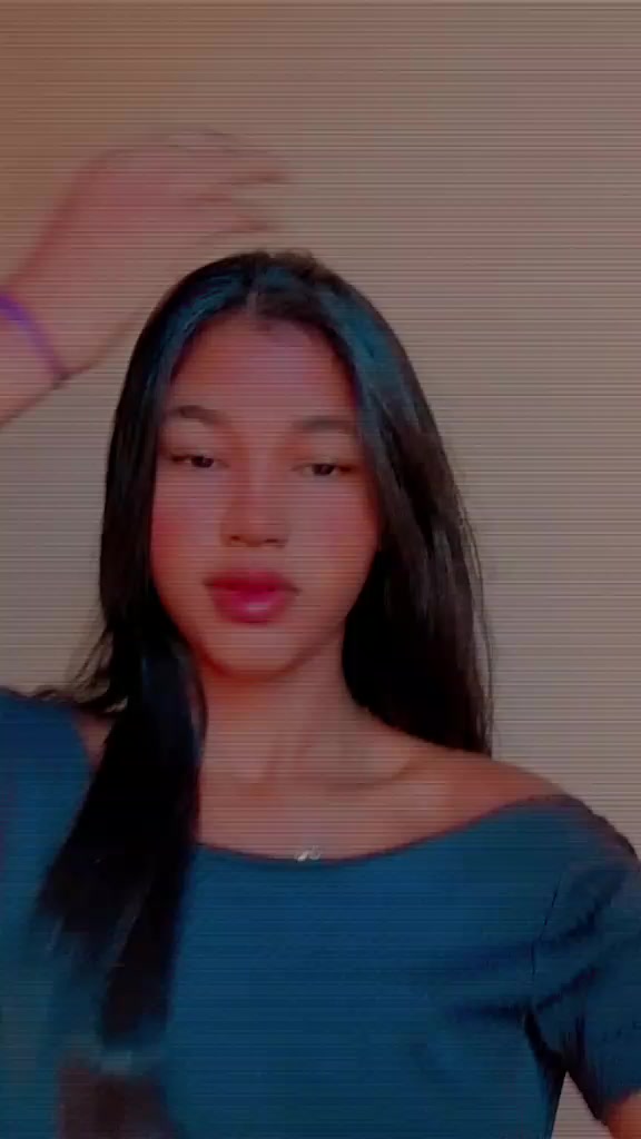 @EMILLY ROCHA🌼