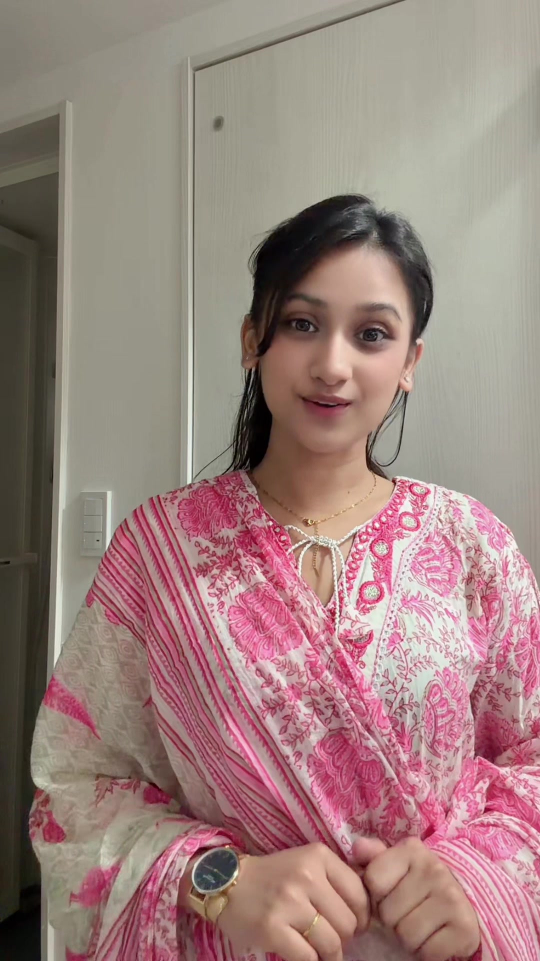 @Shristi🦋🫶