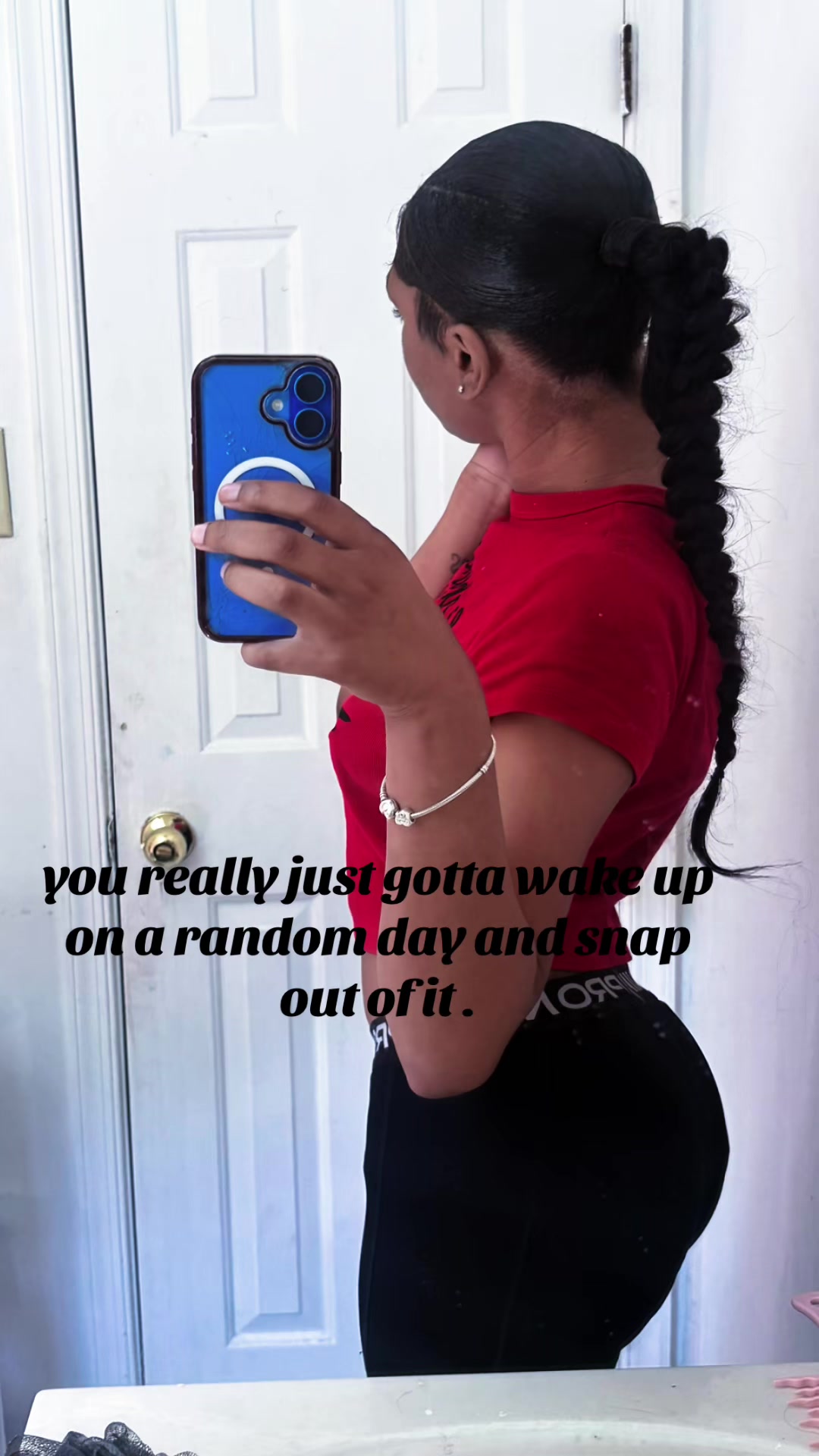 @lucyydabratt._