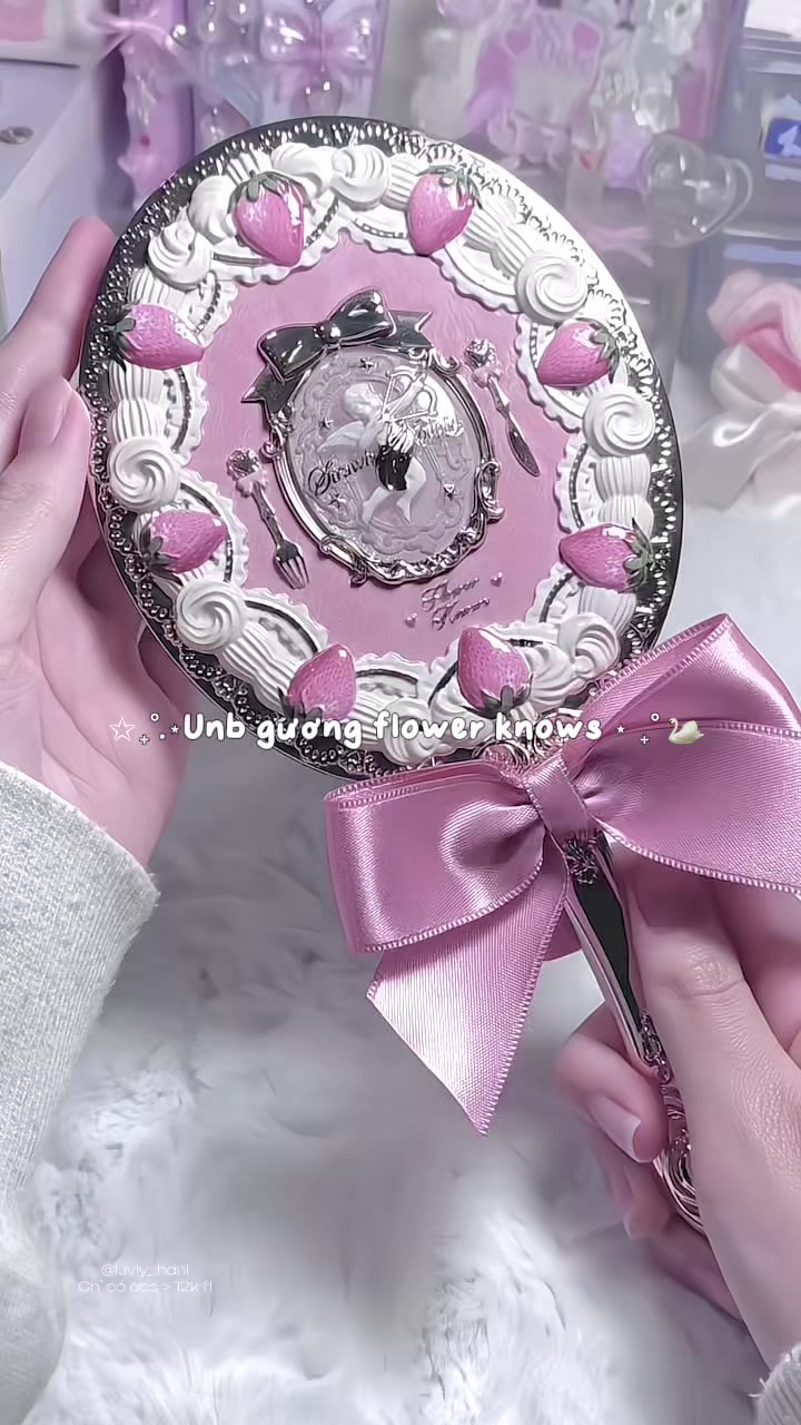 @⋆˚࿔ 𝓱𝓪𝓷𝓲 𝜗𝜚˚⋆