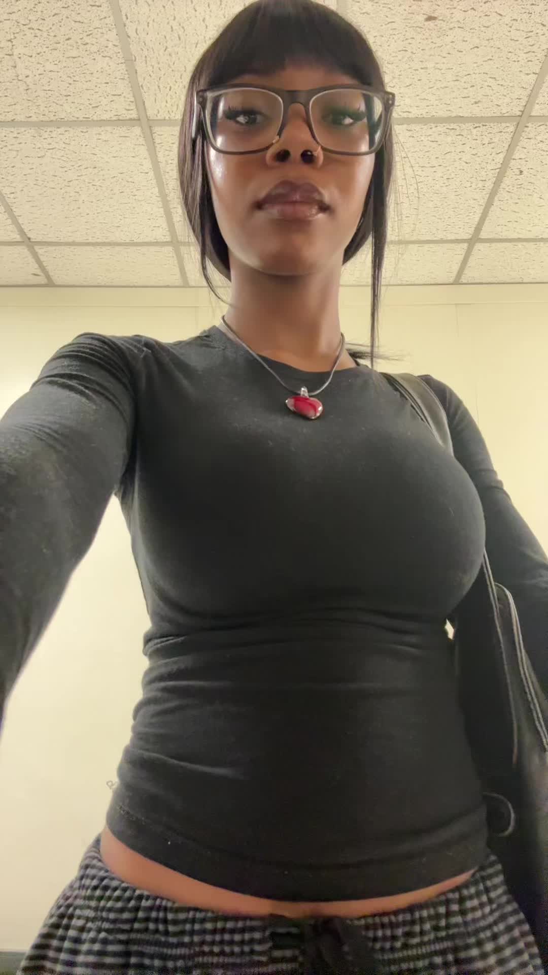 @𝓐𓏲ּ𝄢🧛🏻&zwj;♀️🧁