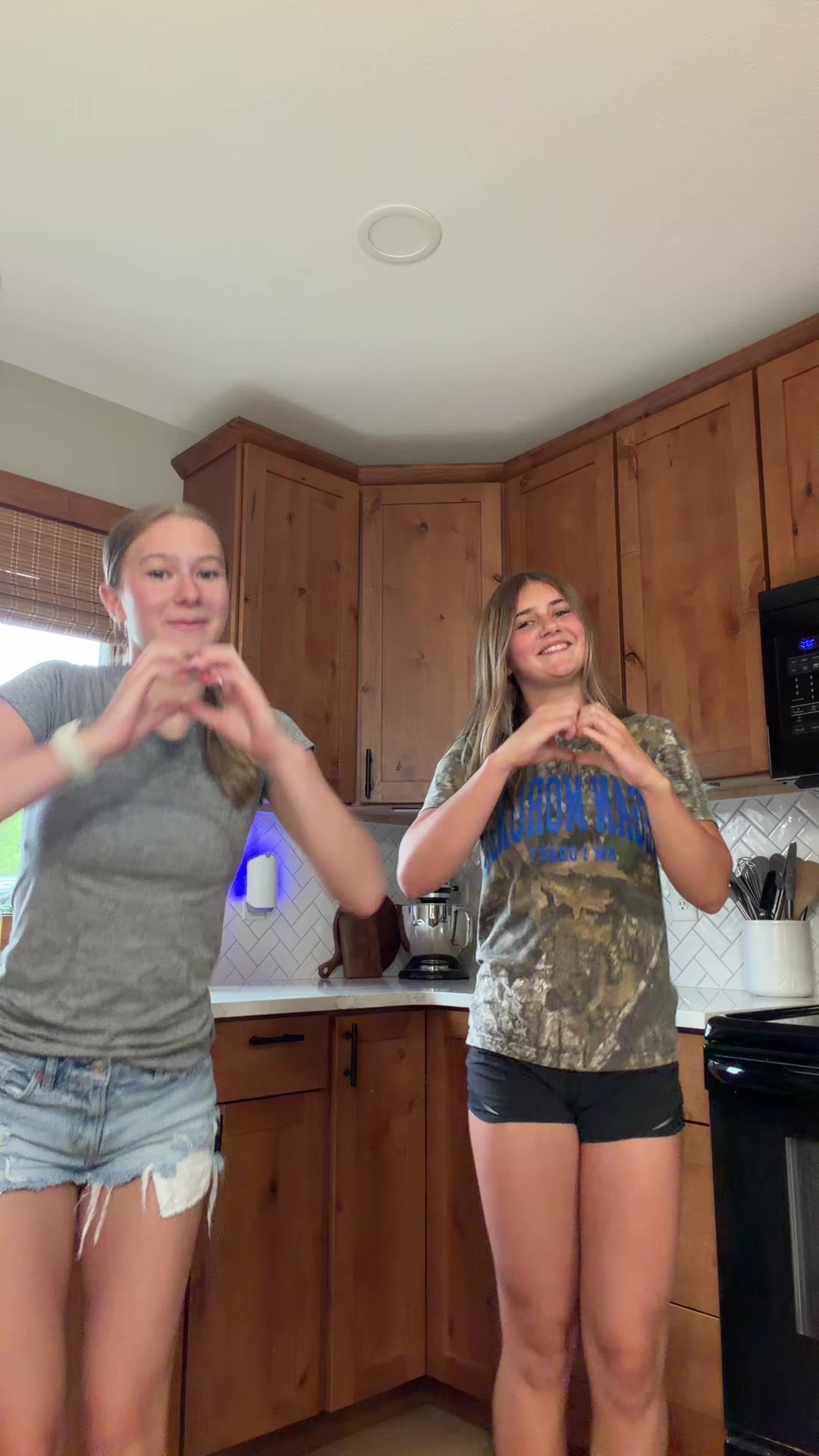 @aaleyreaganolddances1