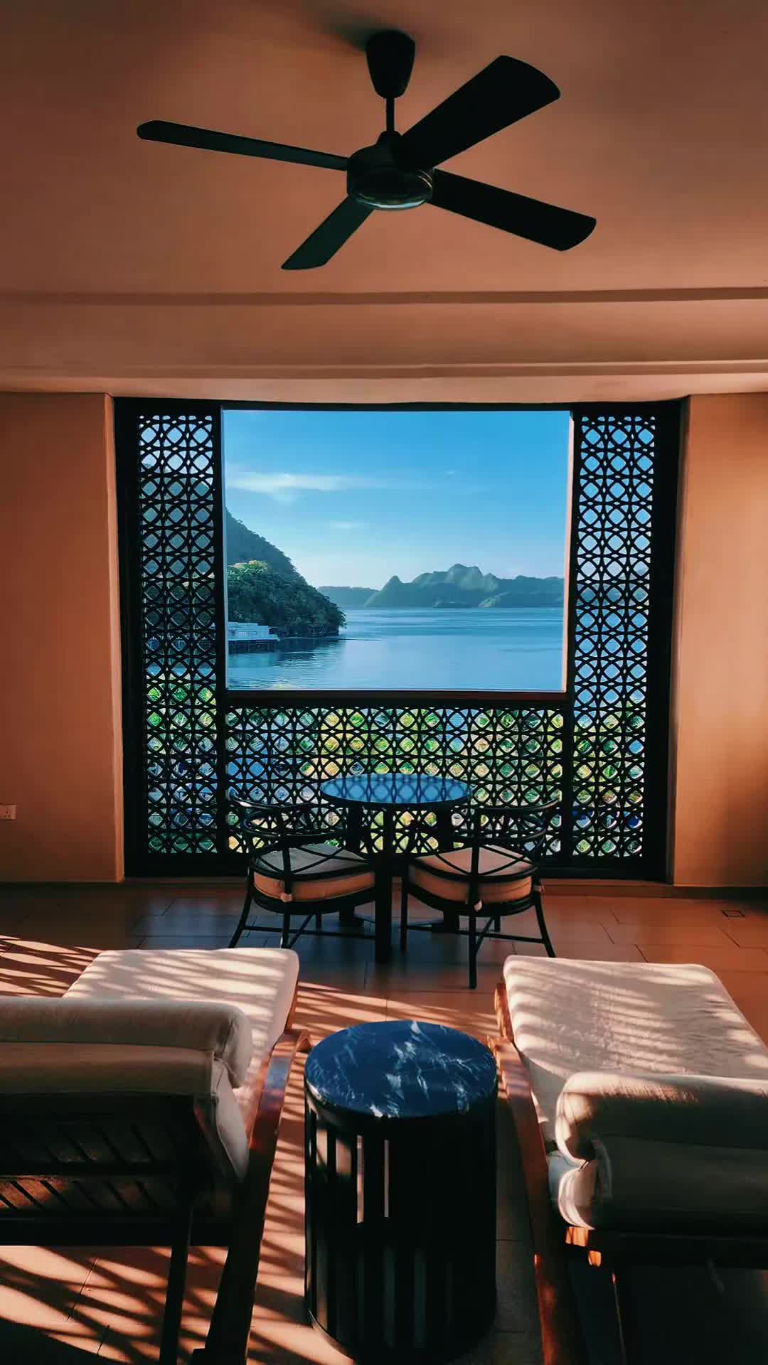 @đđđđŚđ˘đ§đ đđĽđđŻđ˘đ¨đ