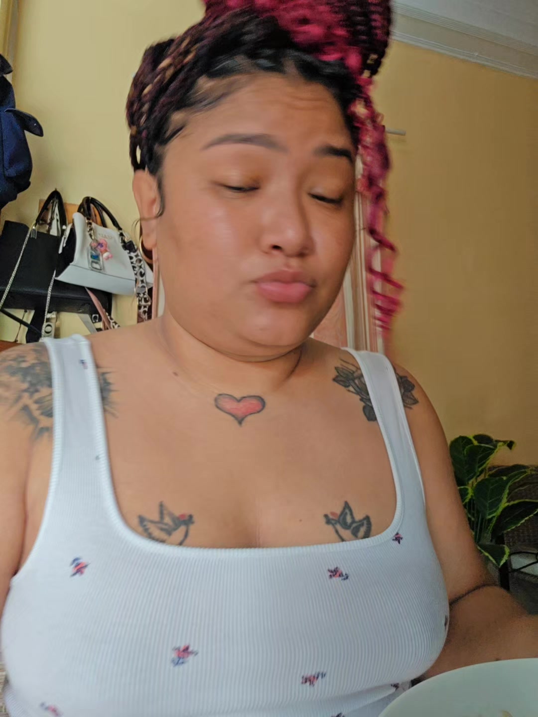 @🤪honorable babe niki 😝