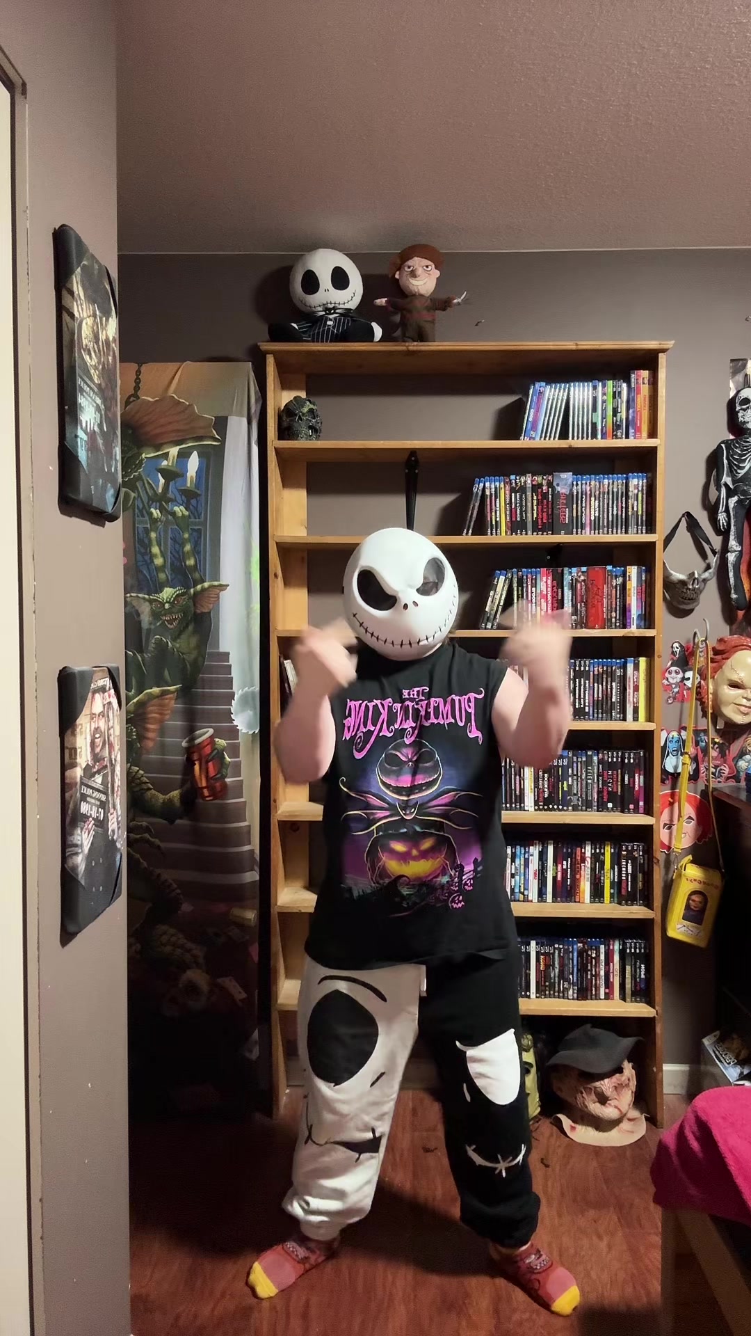 @HorrorLover