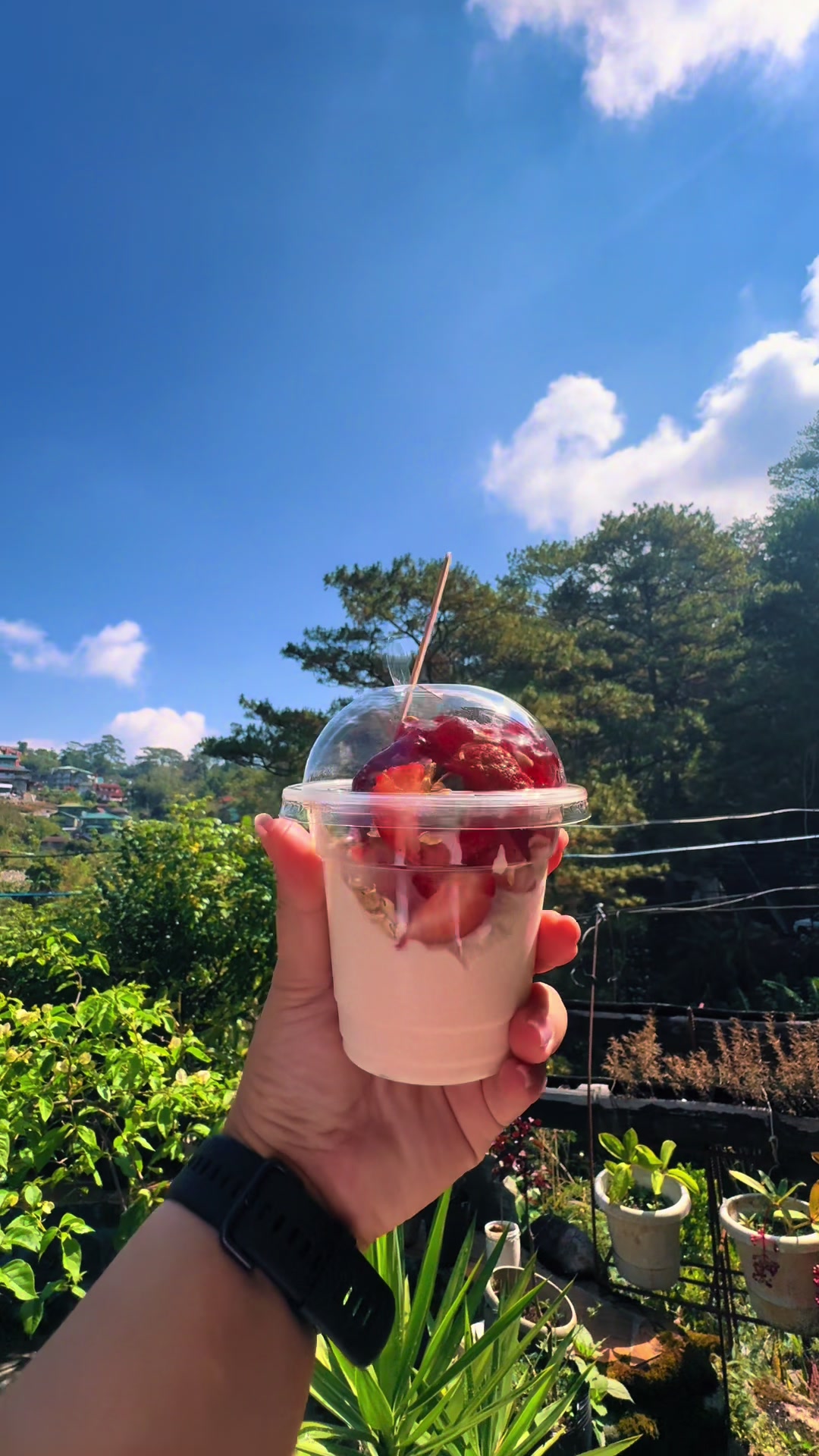 @EarthtoKhurt 🥐
