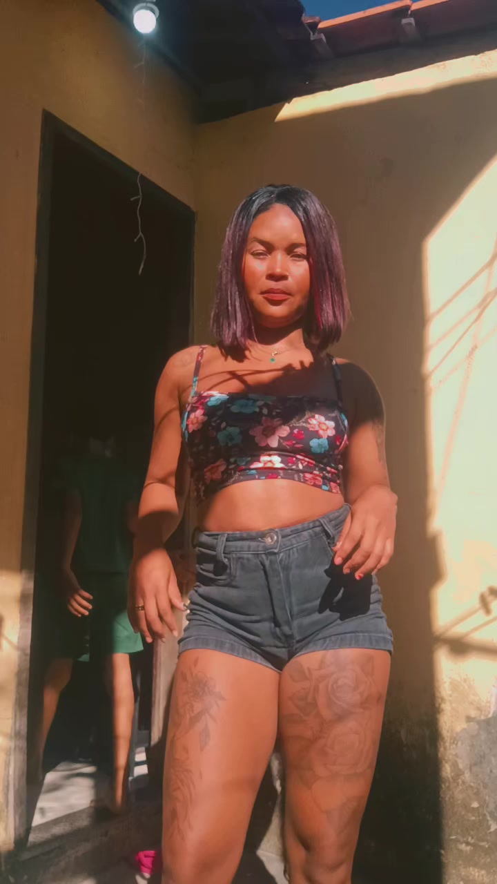 @aninhalopes