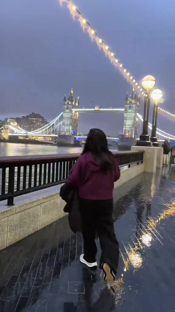 @>3 🧚🏻♀️🇬🇧