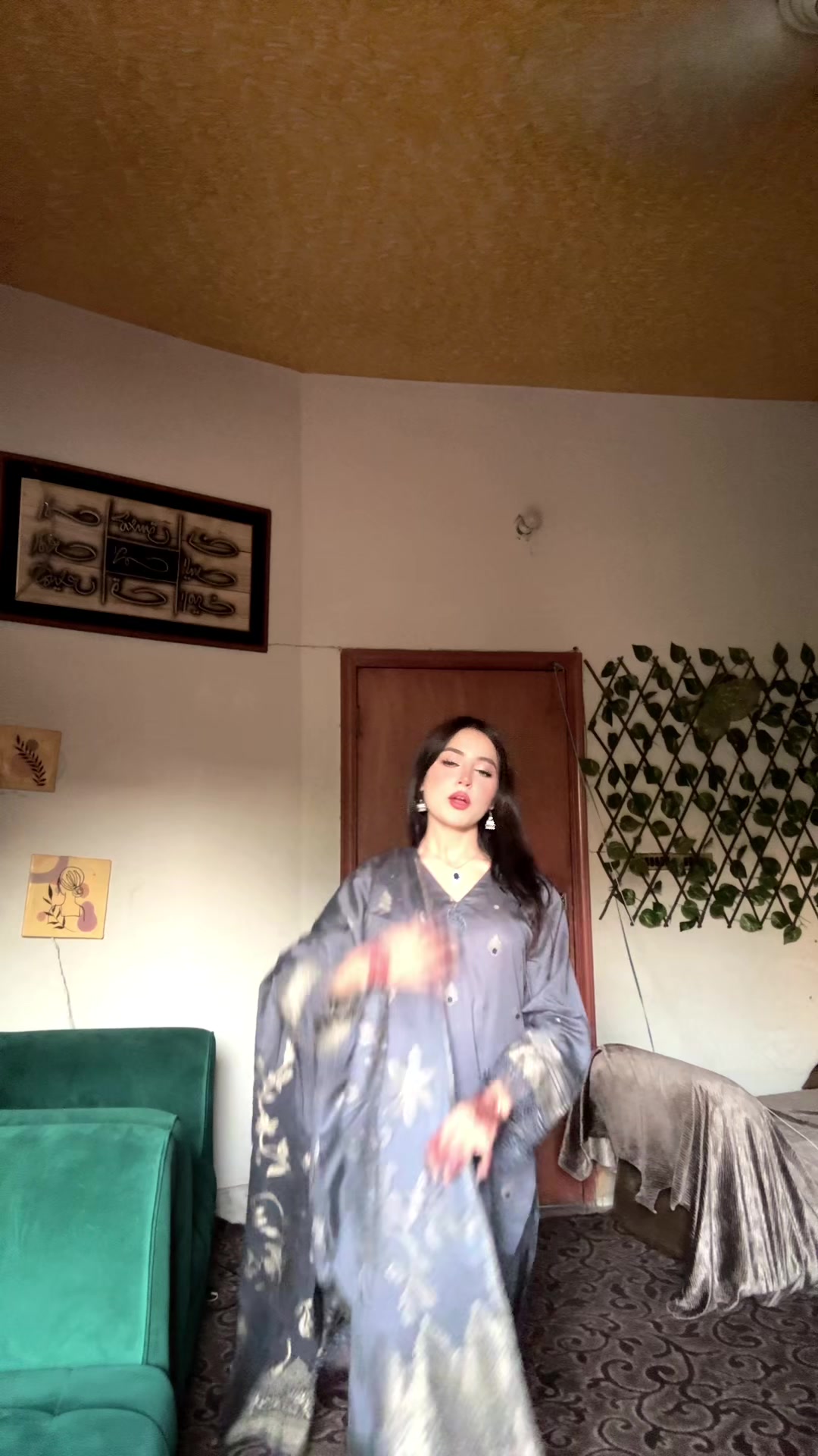 @mahjabeen_01🕊️