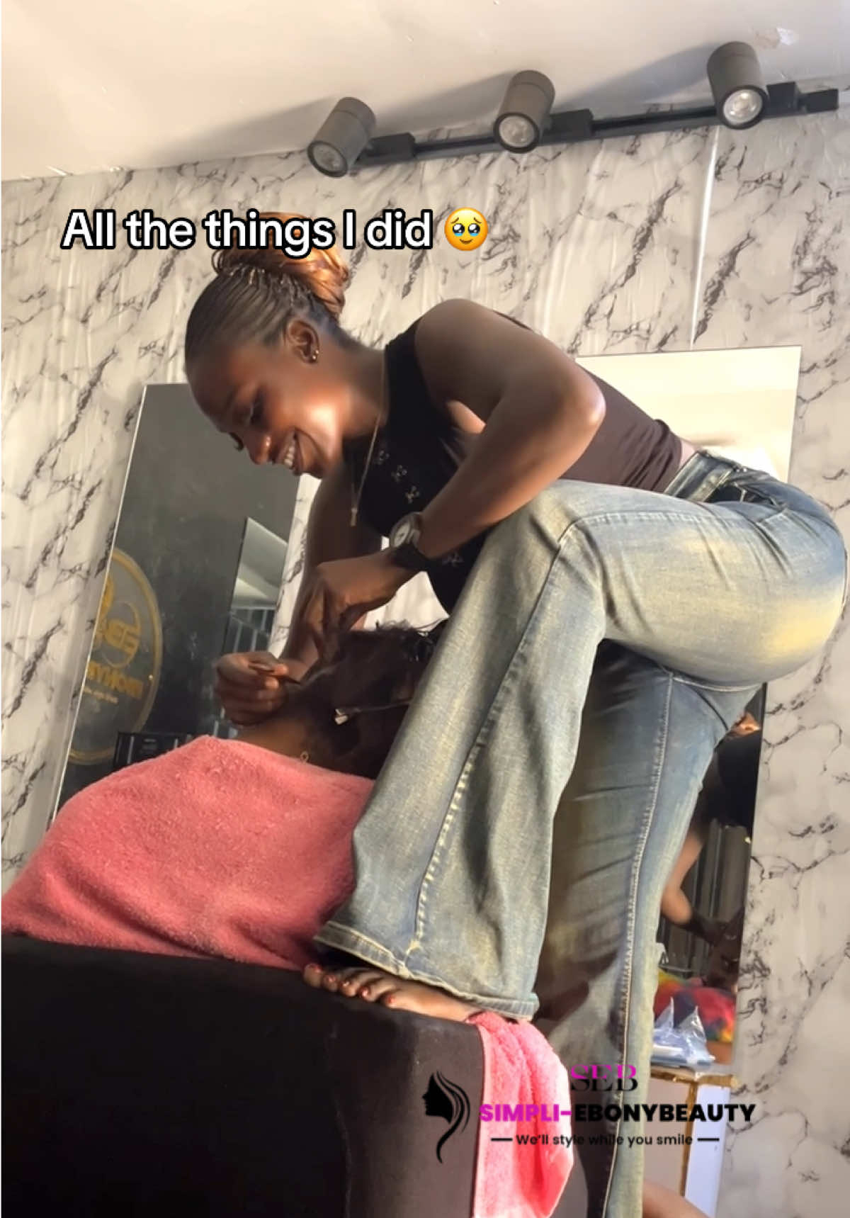 @THE AKUNGBA HAIRSTYLIST 💕