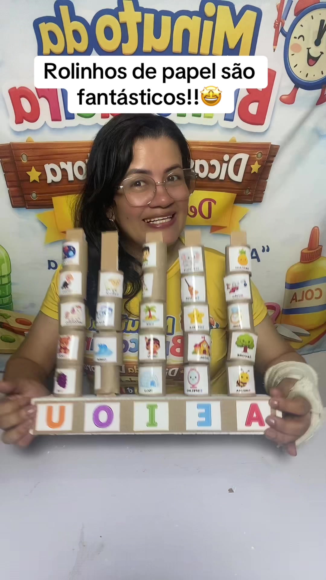 @Diretora Delle de Karem