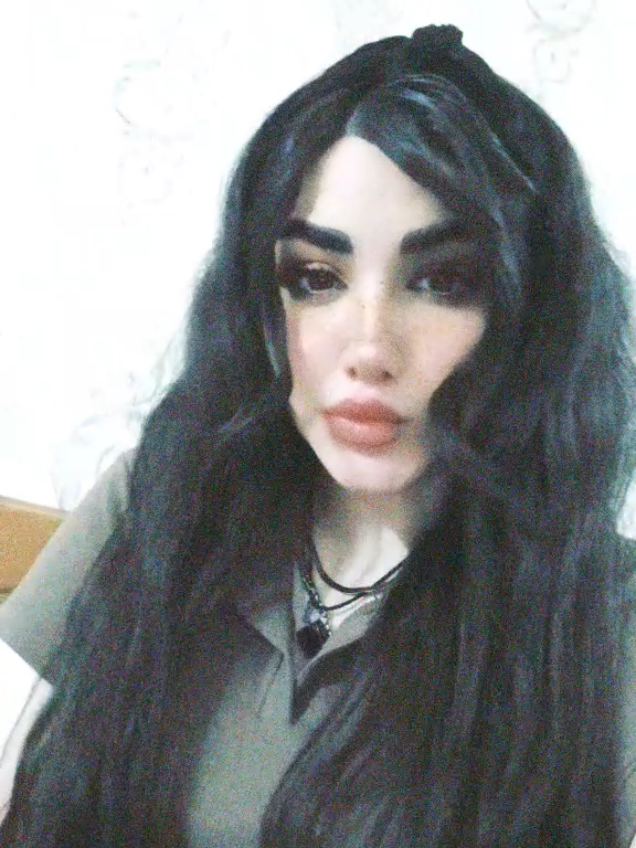 @pariya ariyaei