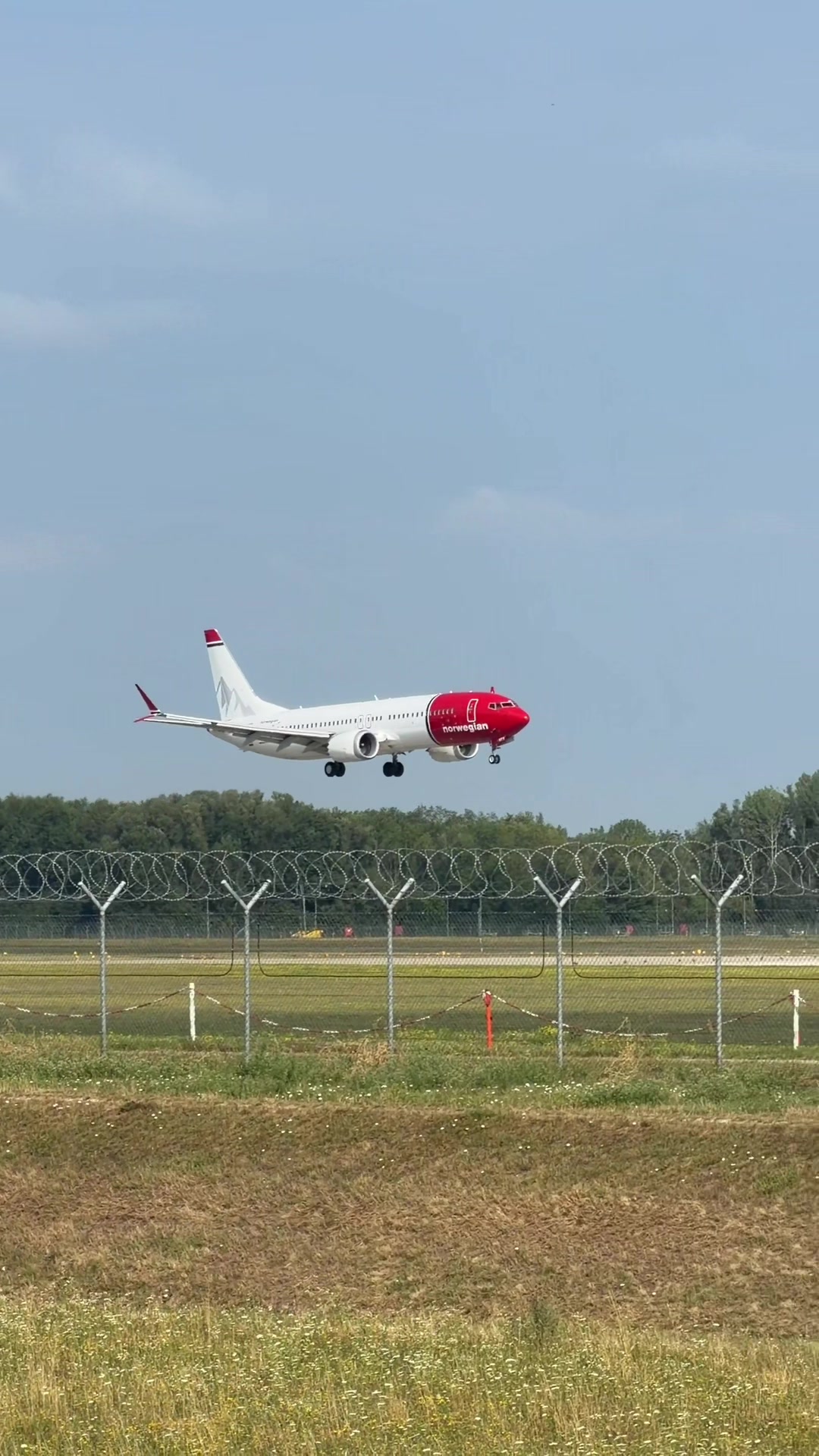 @JazzyFizzleMUC🛩️