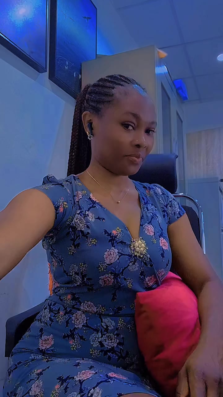 @Bee🦋💧Cee💞💦Po👑💫💙