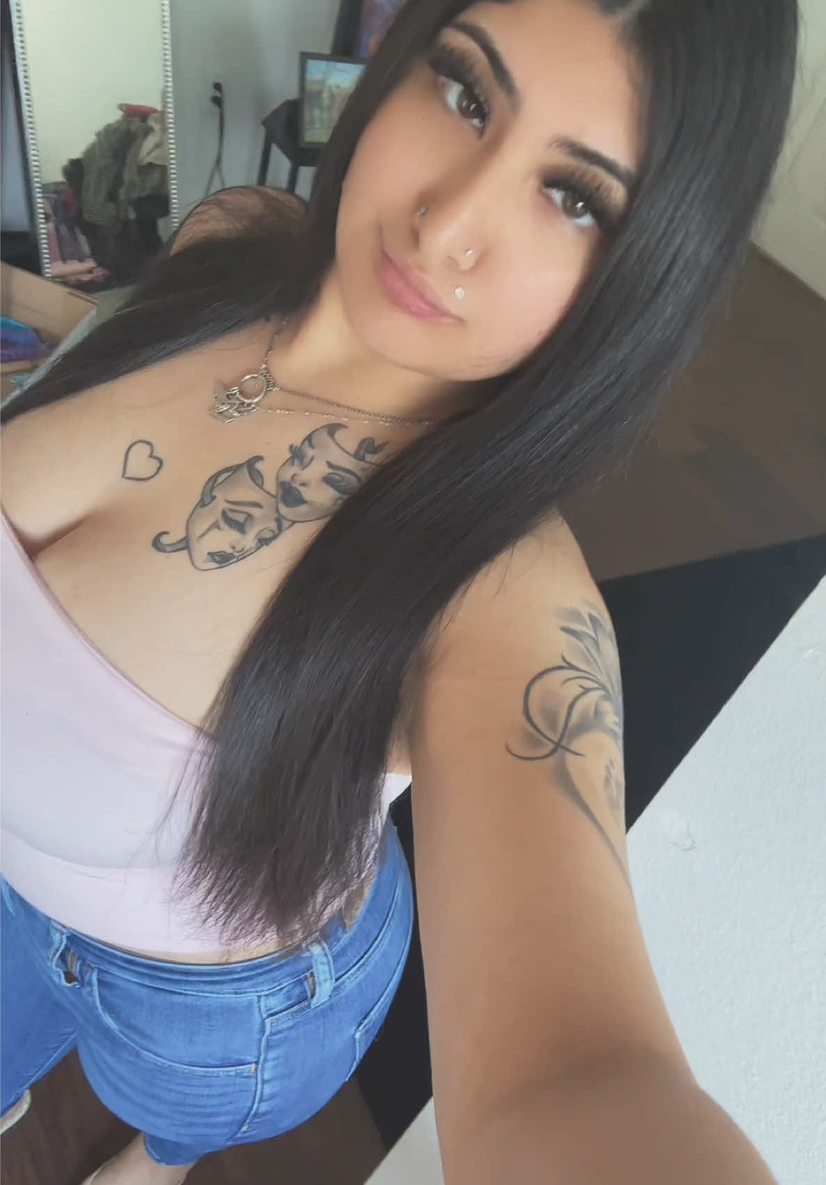 @Vanilla 💋👸🏻🖤