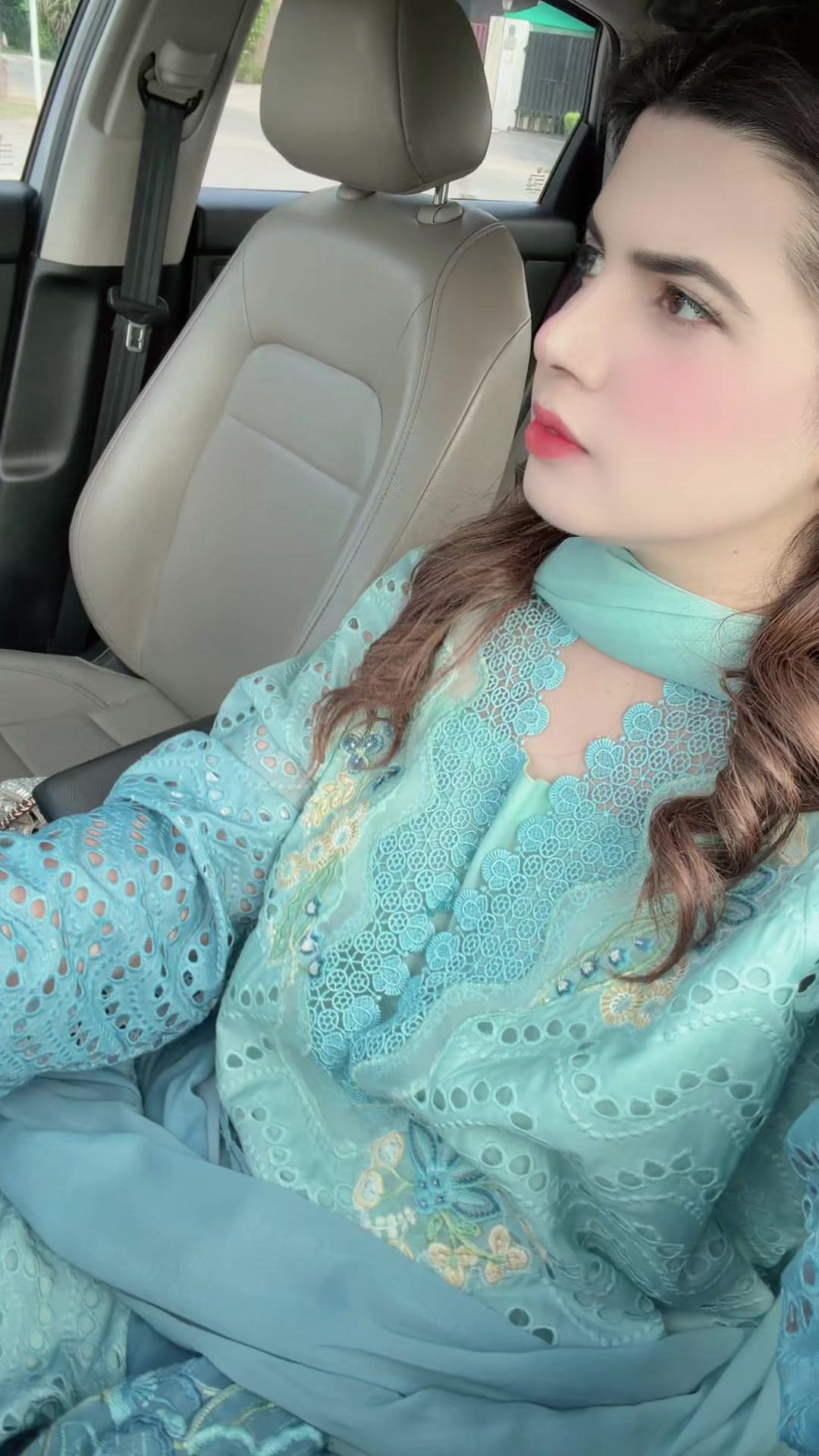 @ammara Malik
