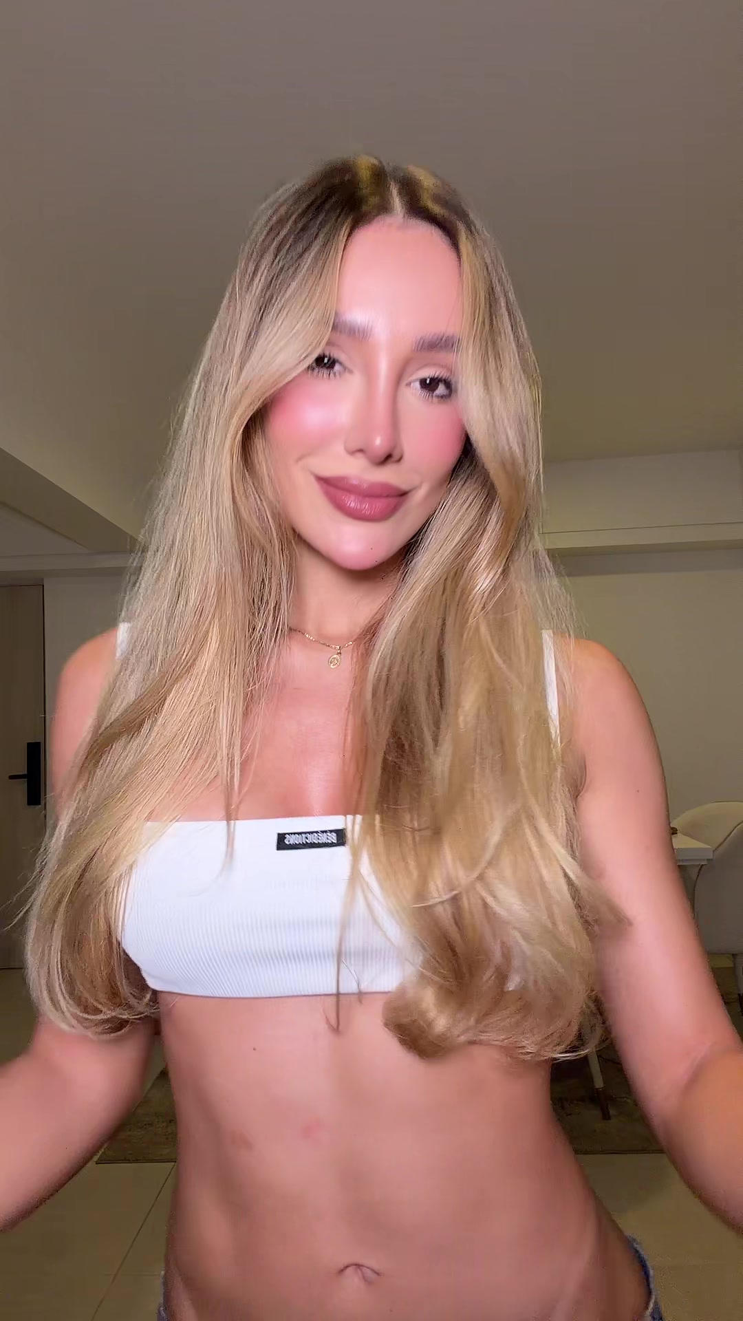 @Isabella🦋