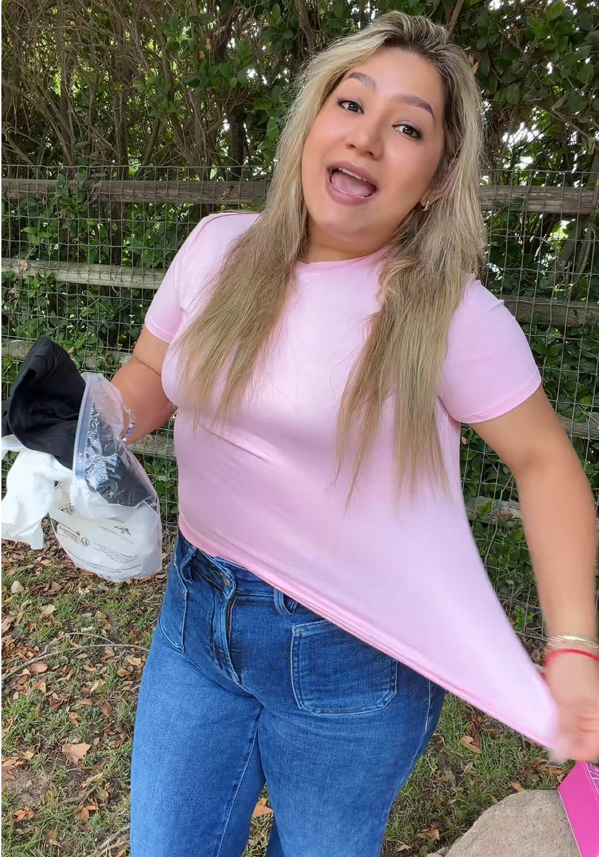 @lupithazzepeda