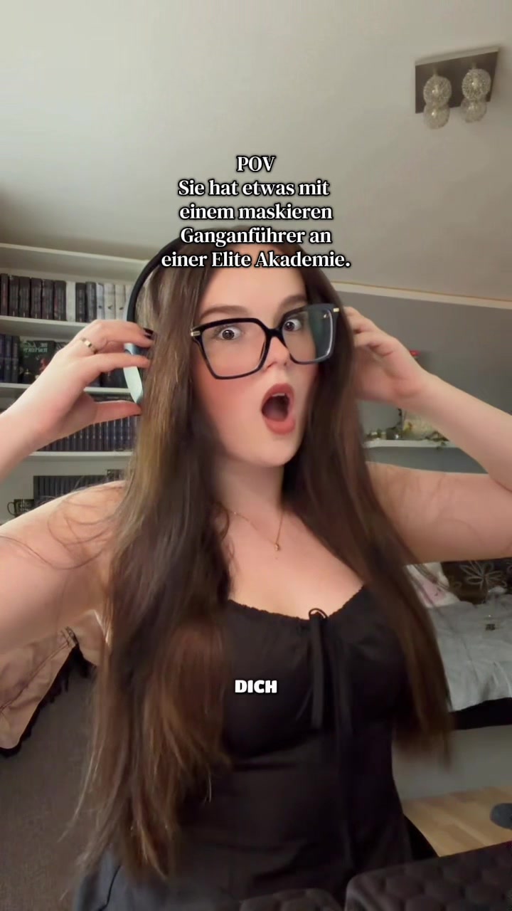@Alexa J. Bloom | Autorin