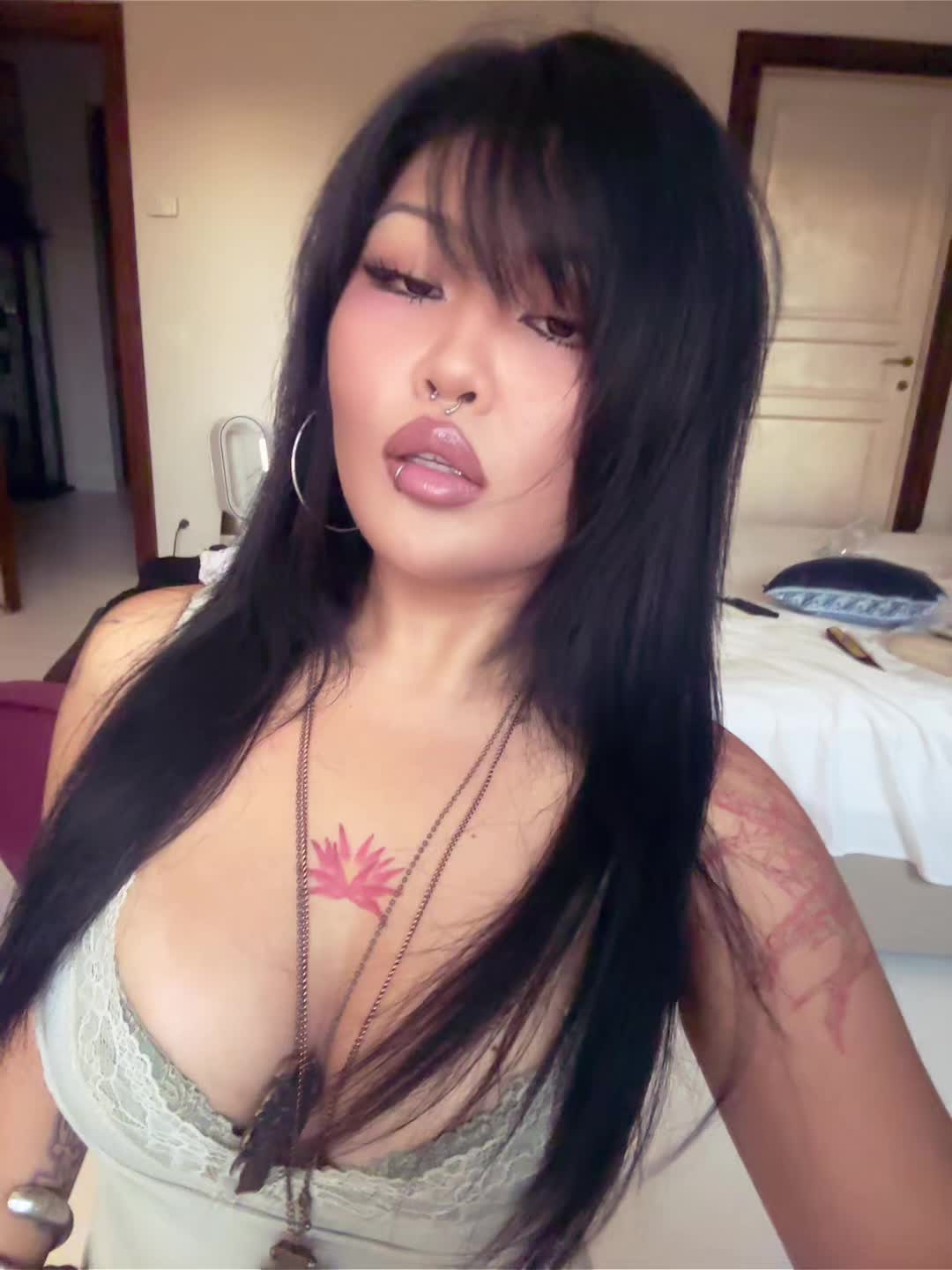 @Aurora