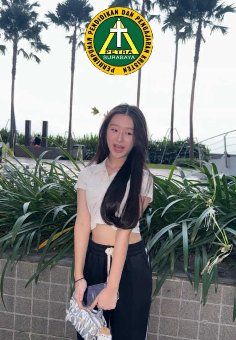@petra cantik