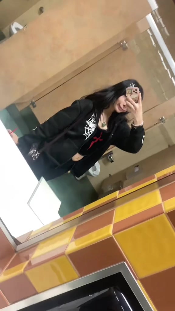 @whoaakim