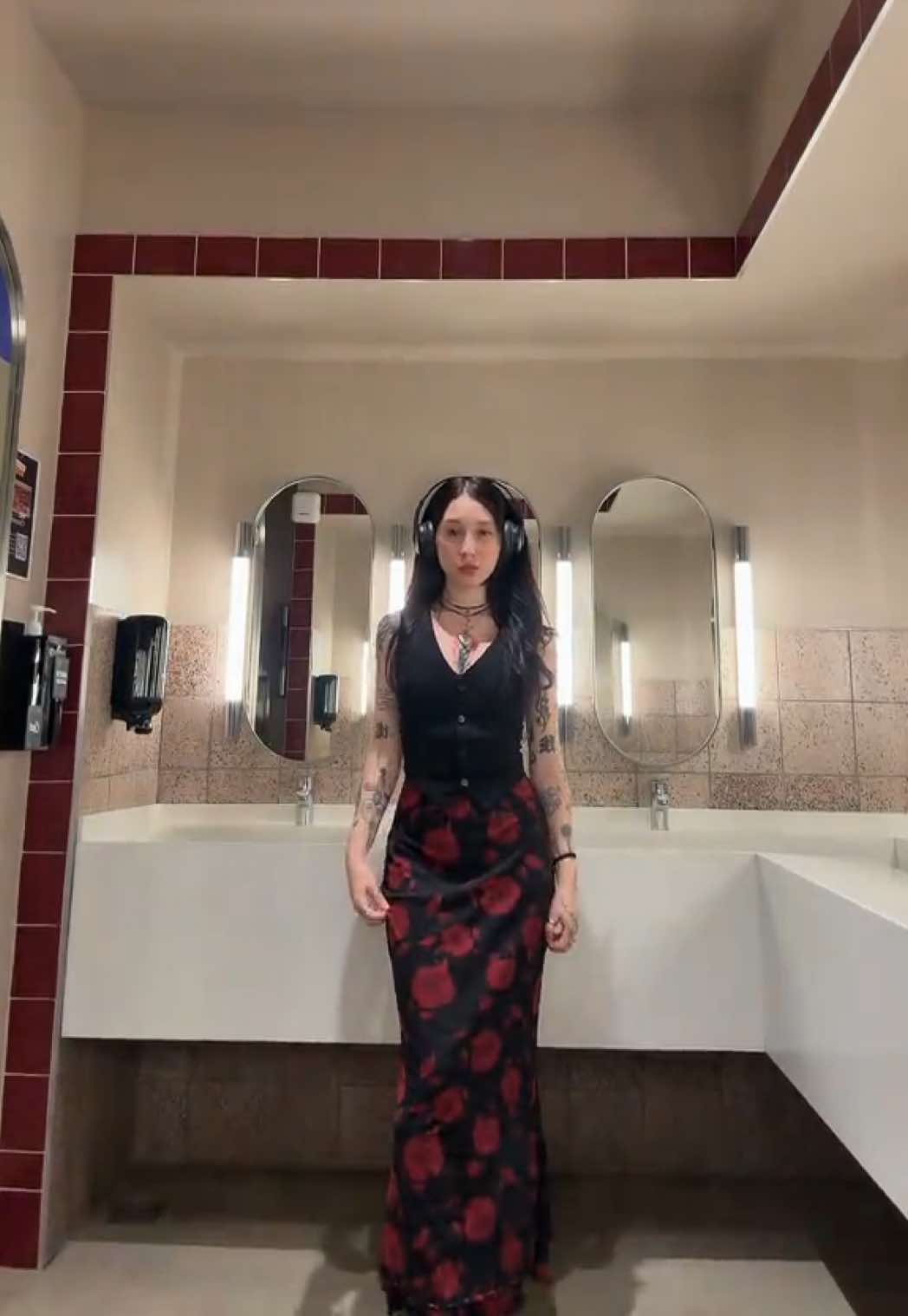 @_redragonblush_