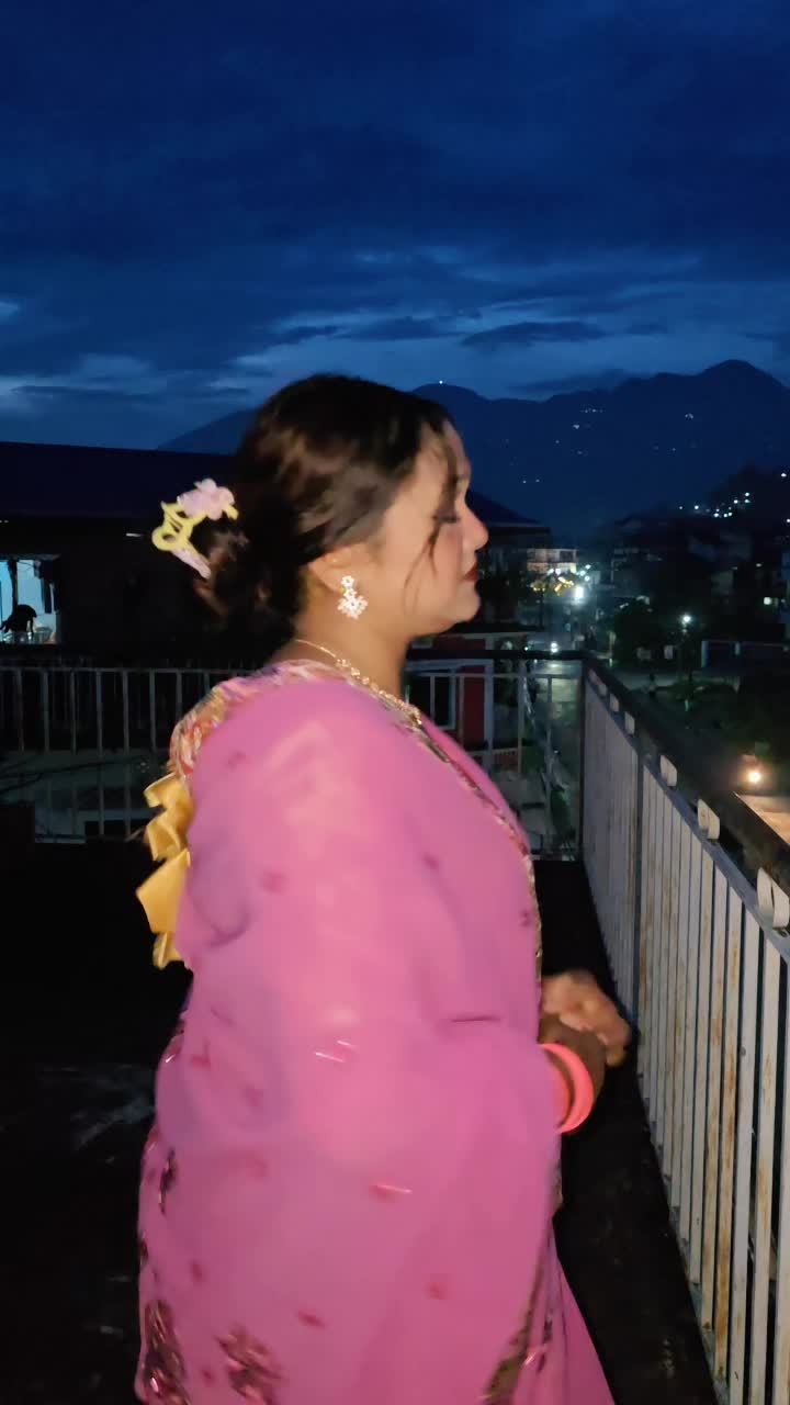 @👑kashish bhagat❣️😍