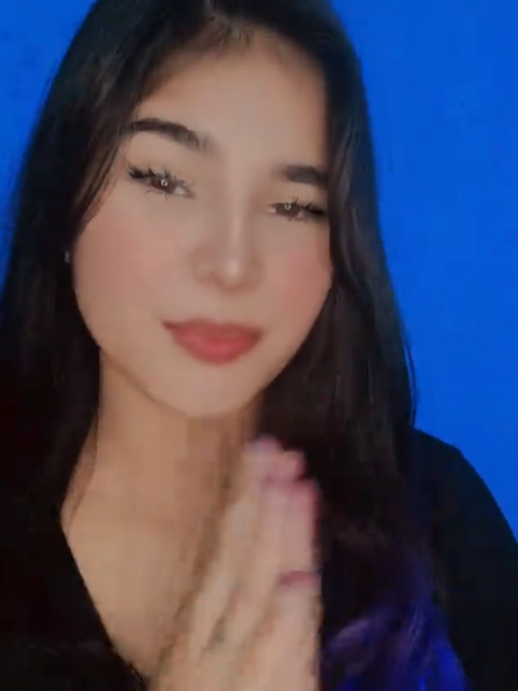 @CECÍLIA MATTOS 💜🐝